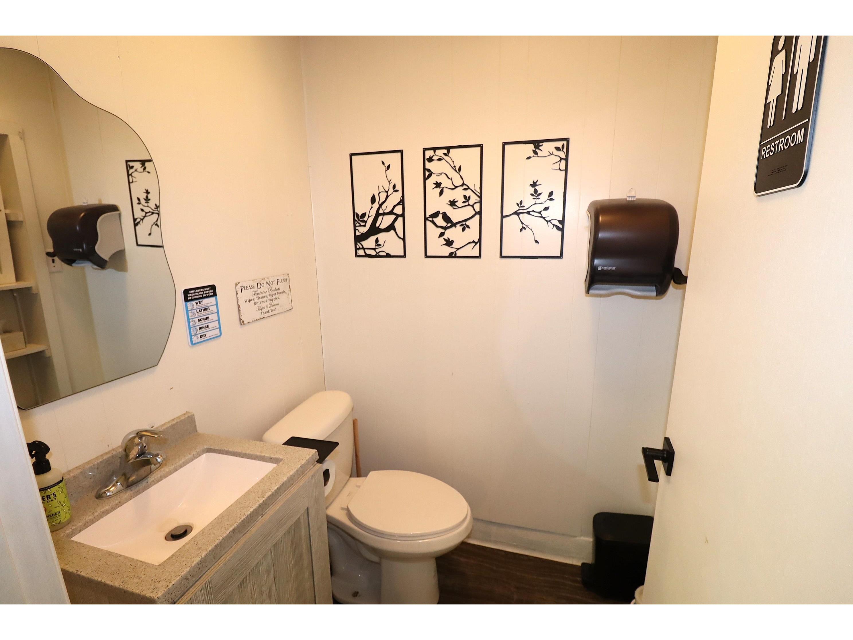 722 Lake Shore Dr E Ashland WI 54806 6117951 image21