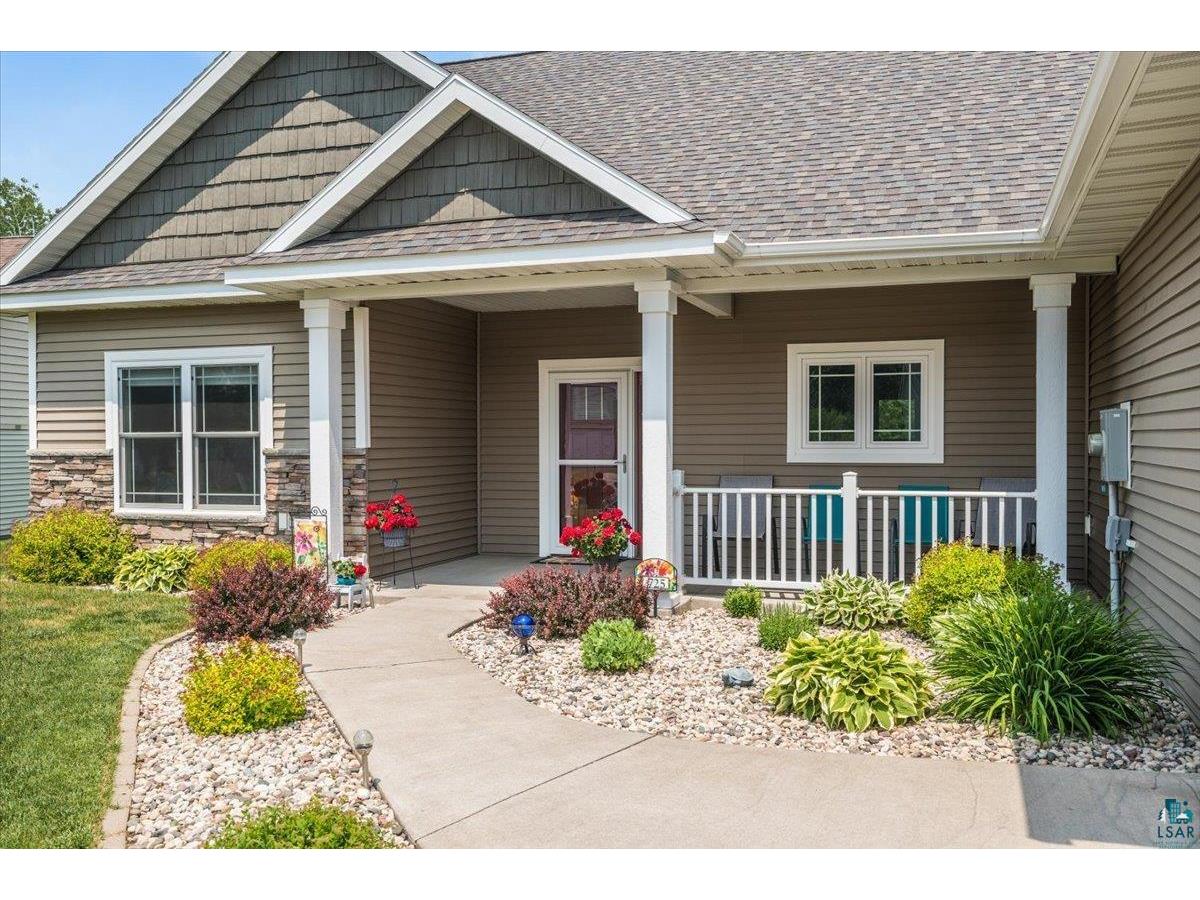 725 Creekside Cr Duluth MN 55811 6109021 image1