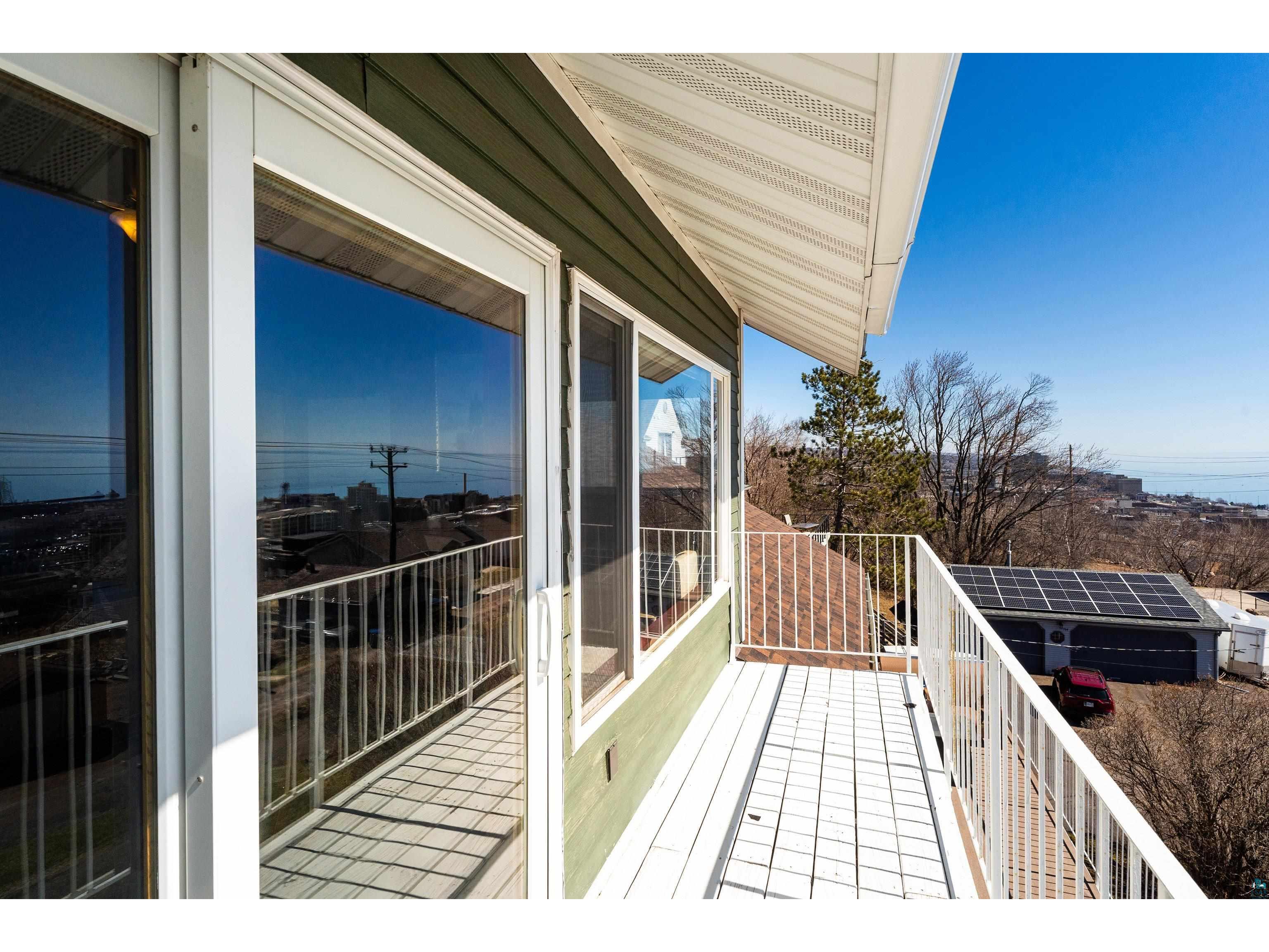 726 W 5th St Duluth MN 55806 6124699 image37