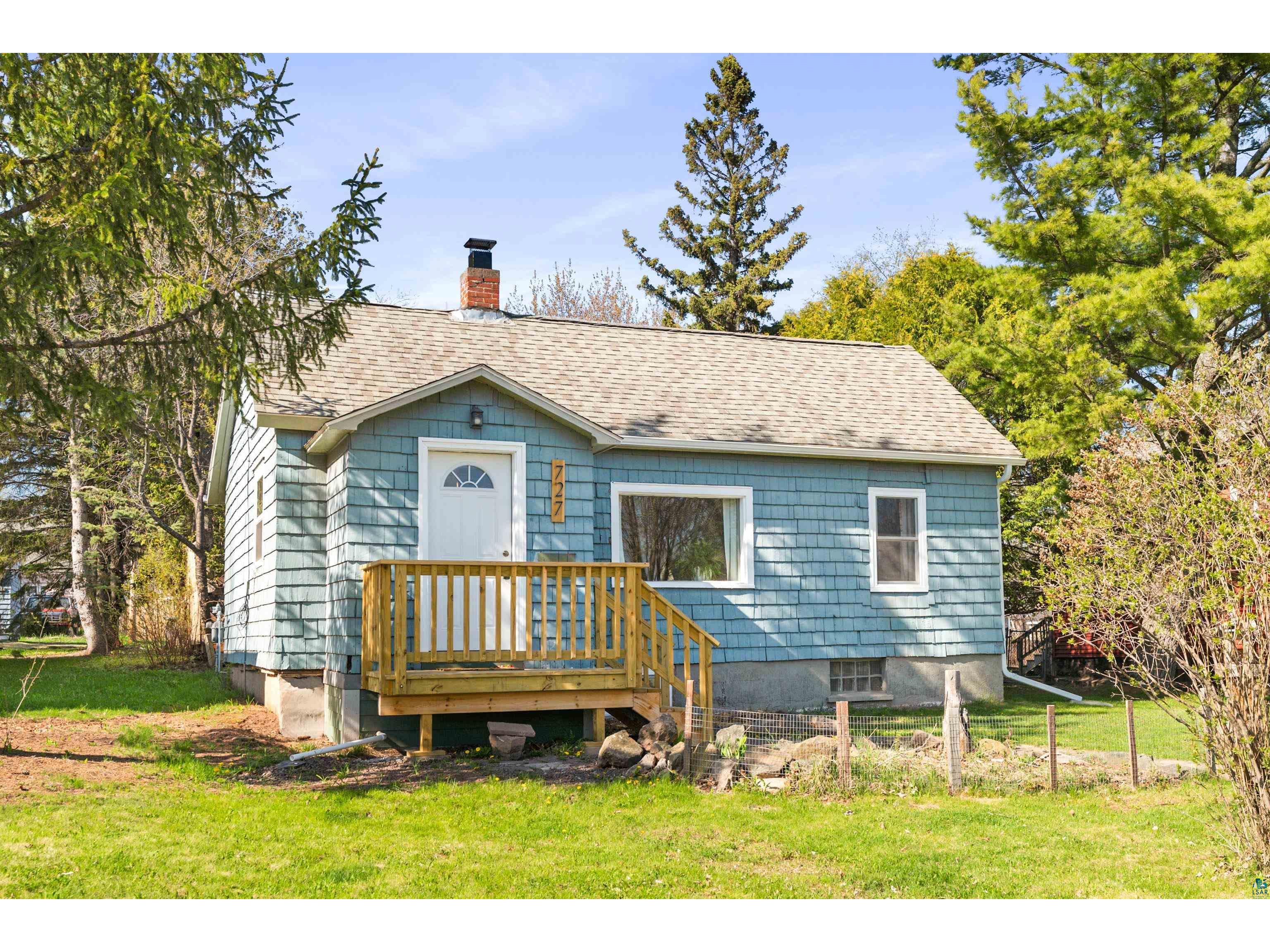 727 11th Ave Two Harbors MN 55616 6119328 image1