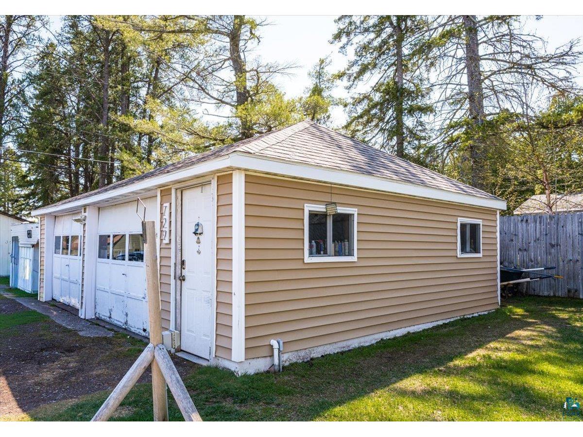 729 19th St Two Harbors MN 55616 6125714 image19
