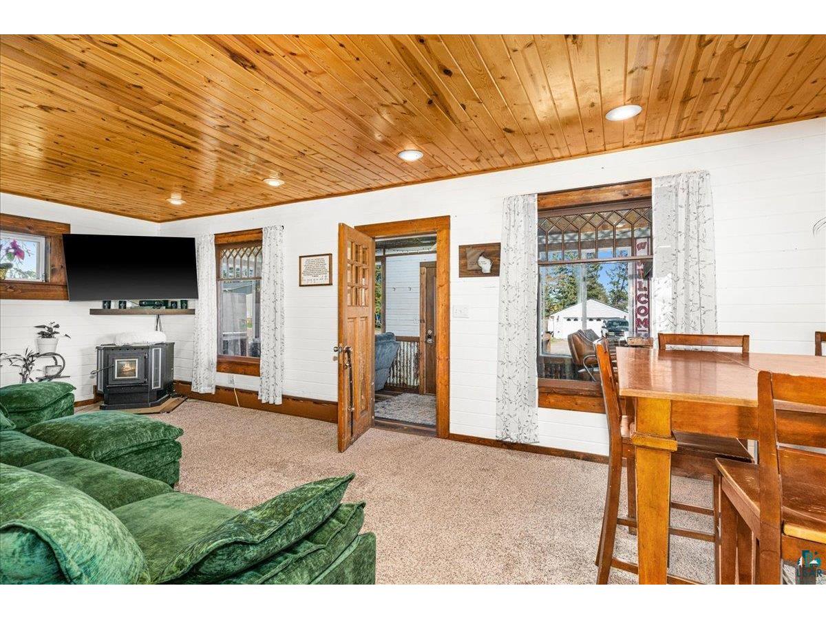 729 19th St Two Harbors MN 55616 6125714 image5