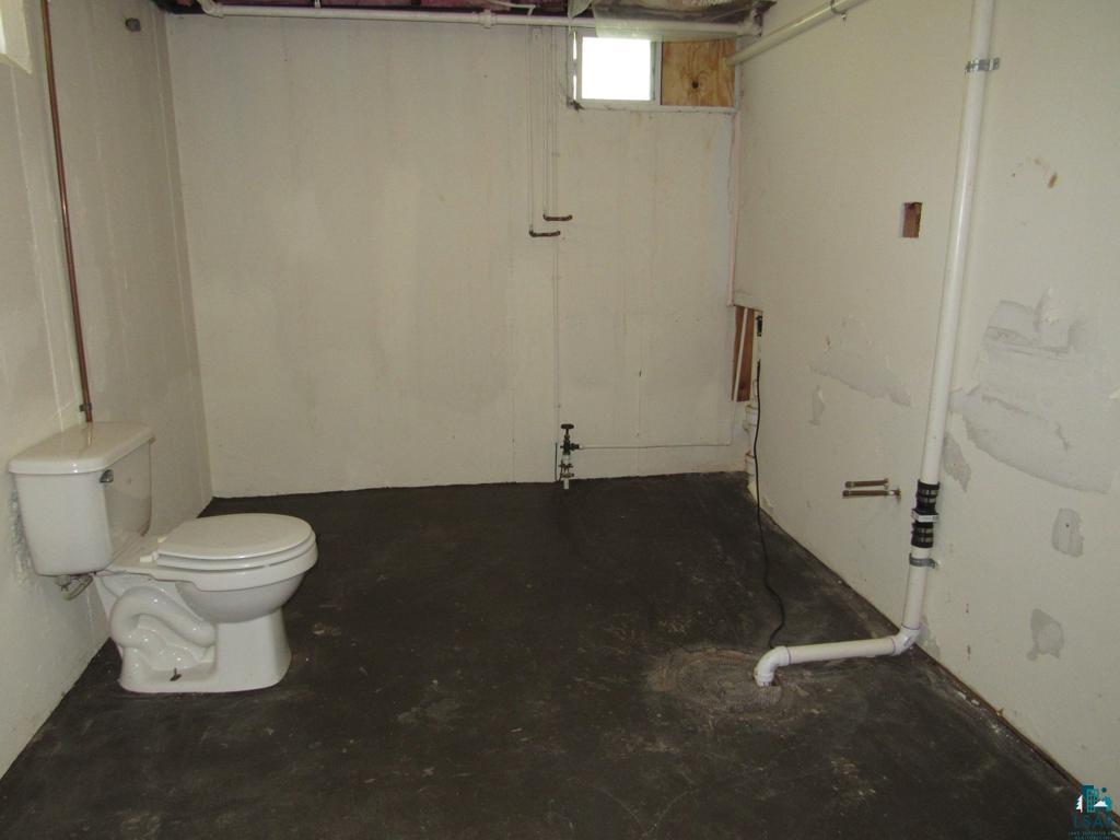 731 Broadway St Superior WI 54880 6125719 image16