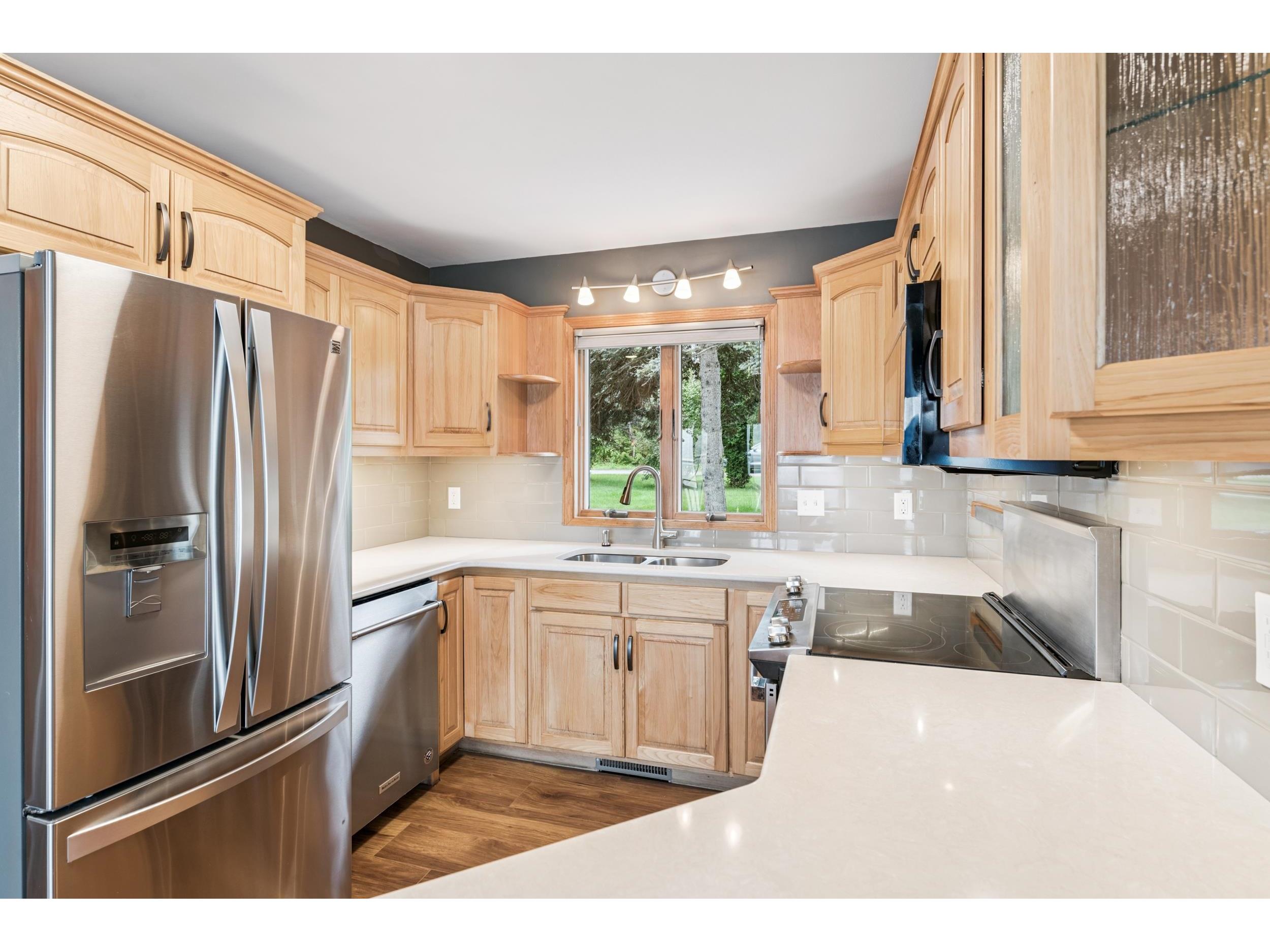 74520 Lakeshore Dr Washburn WI 54891 - Lake Superior 6121881 image13