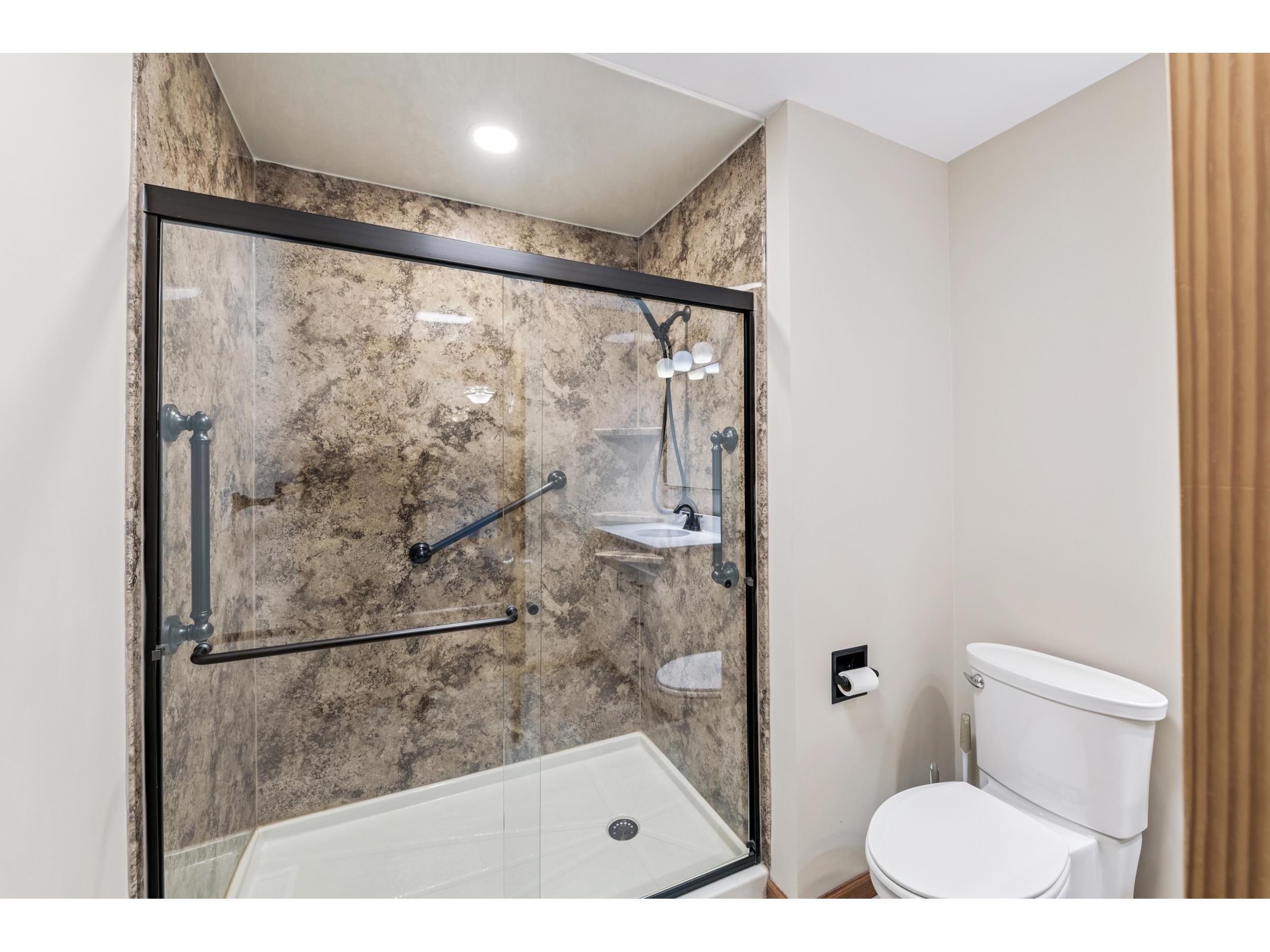 74520 Lakeshore Dr Washburn WI 54891 - Lake Superior 6121881 image18