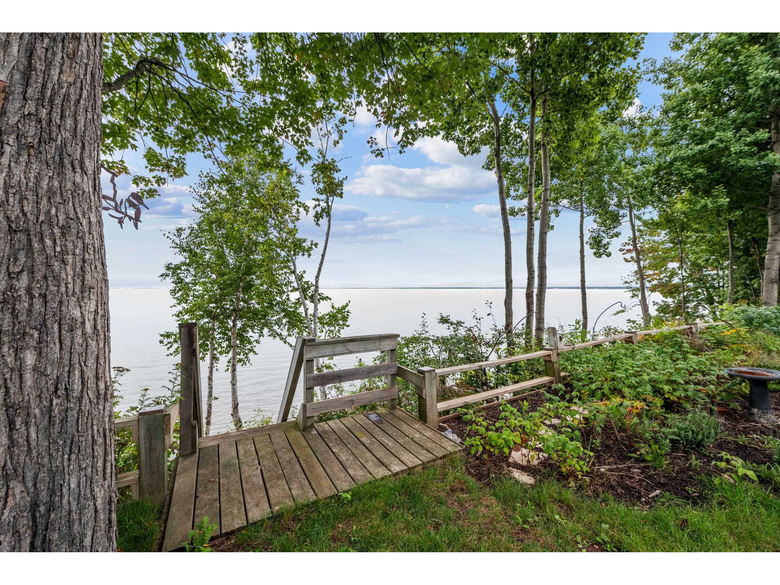 74520 Lakeshore Dr Washburn WI 54891 - Lake Superior 6121881 image25