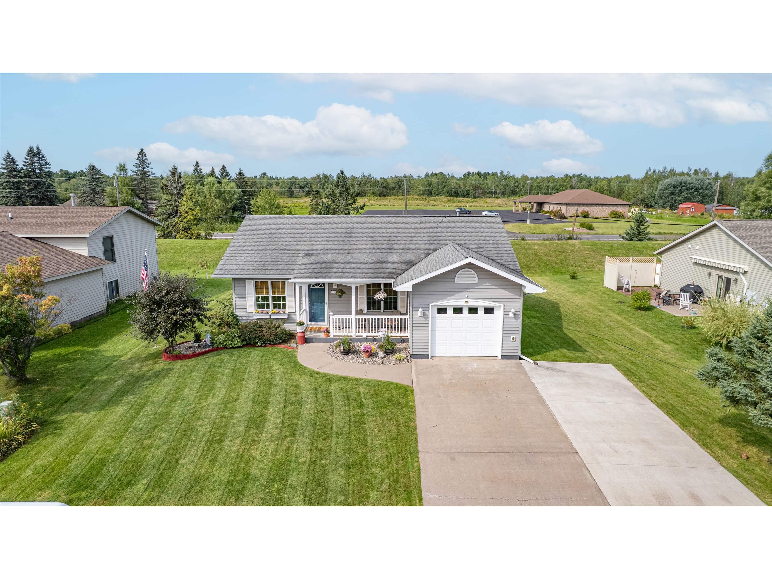 7613 Ogden Ave Superior WI 54880 6121831 image1