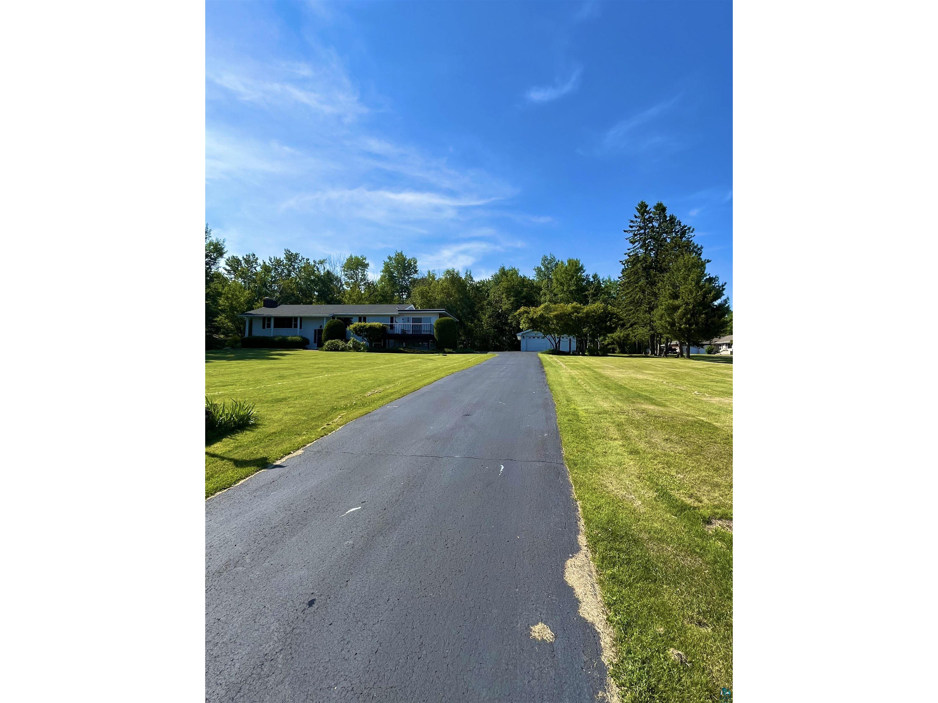 7911 Congdon Blvd Duluth MN 55804 - Lake Superior 6126684 image13