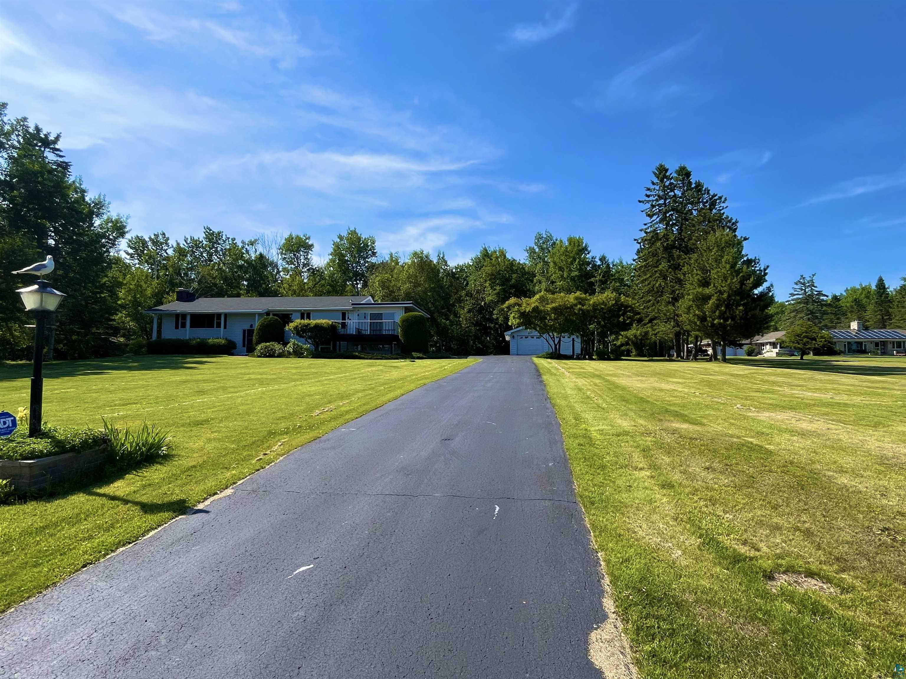 7911 Congdon Blvd Duluth MN 55804 - Lake Superior 6126684 image15