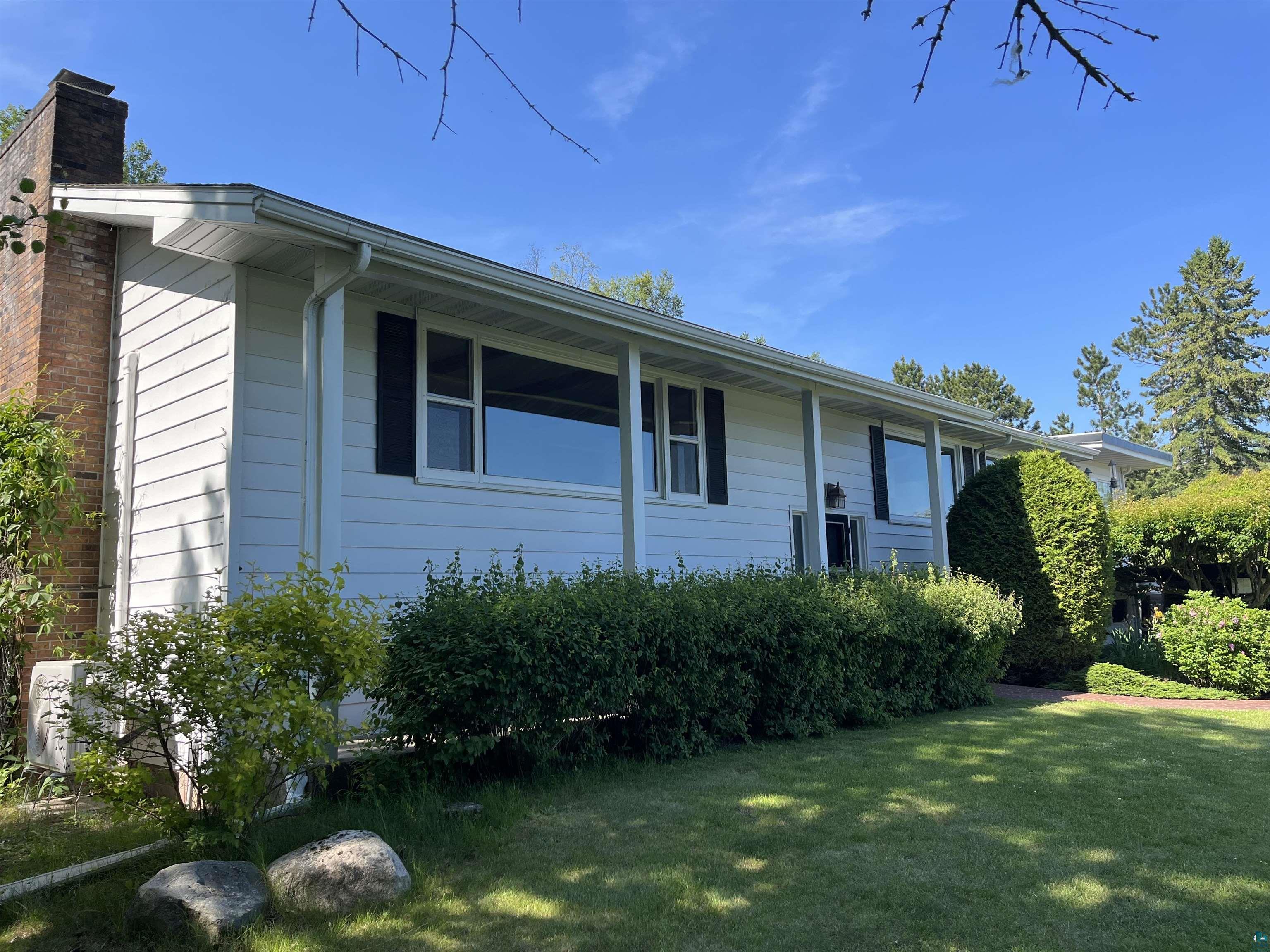 7911 Congdon Blvd Duluth MN 55804 - Lake Superior 6126684 image2