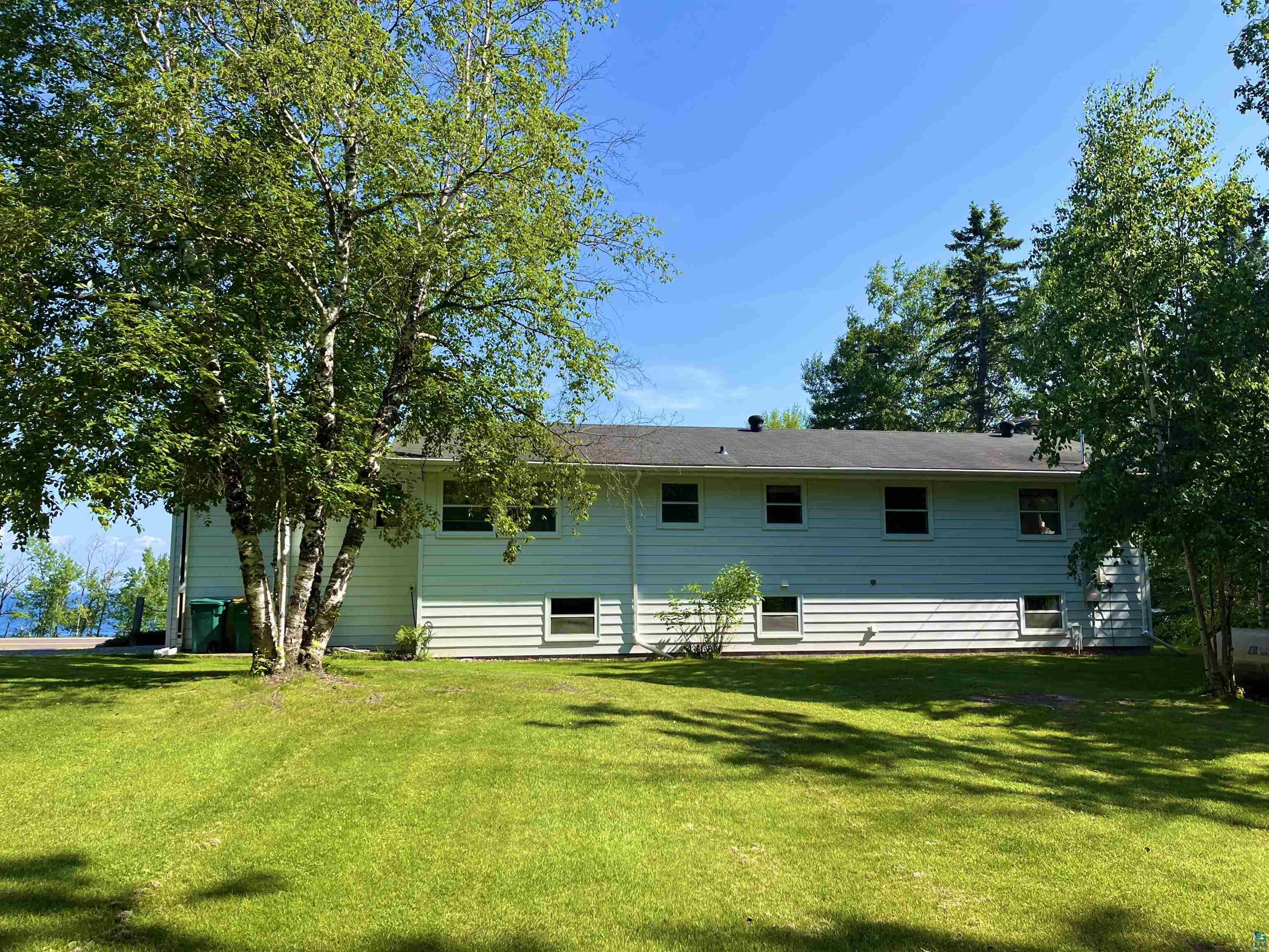 7911 Congdon Blvd Duluth MN 55804 - Lake Superior 6126684 image5