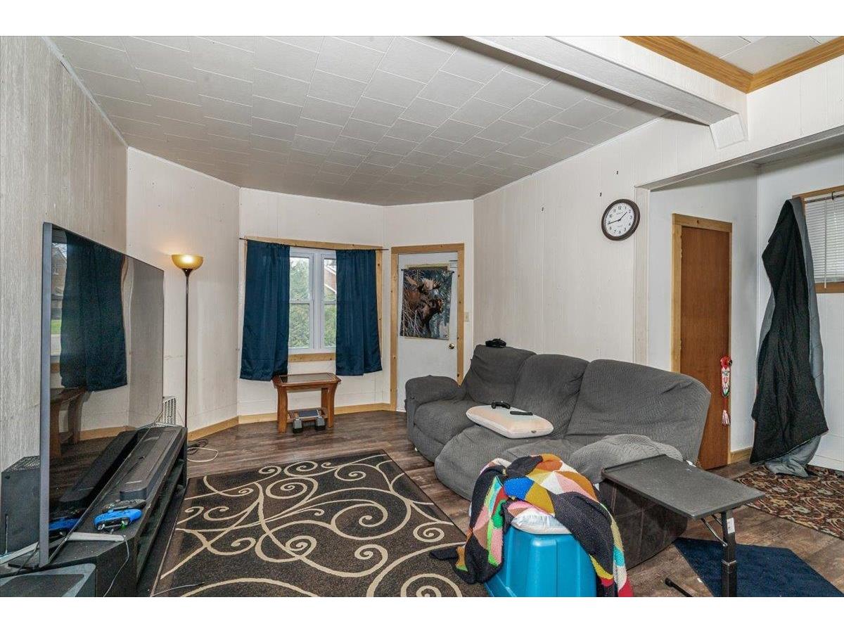 8 4th St Proctor MN 55810 6123599 image5