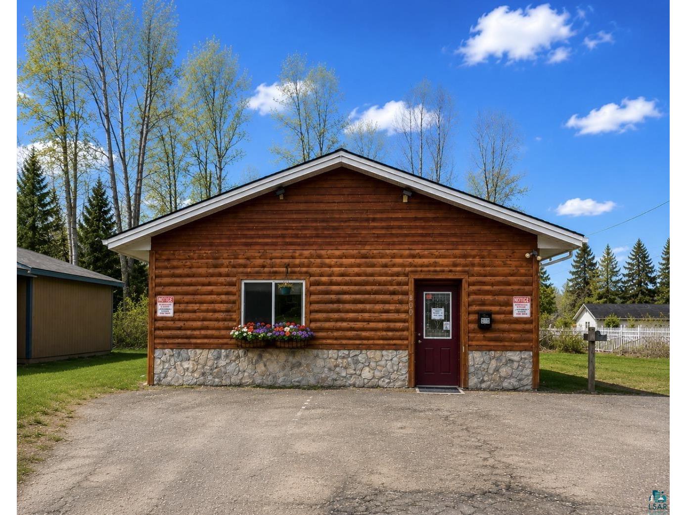 800 E 40th St Hibbing MN 55746 6125368 image1