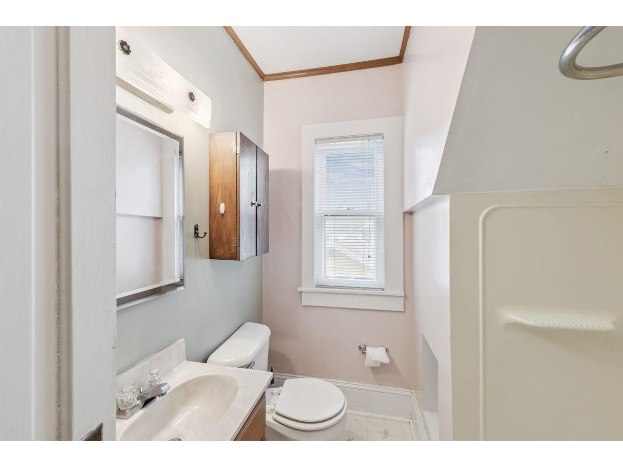 801 9th Ave W Ashland WI 54806 6122070 image25