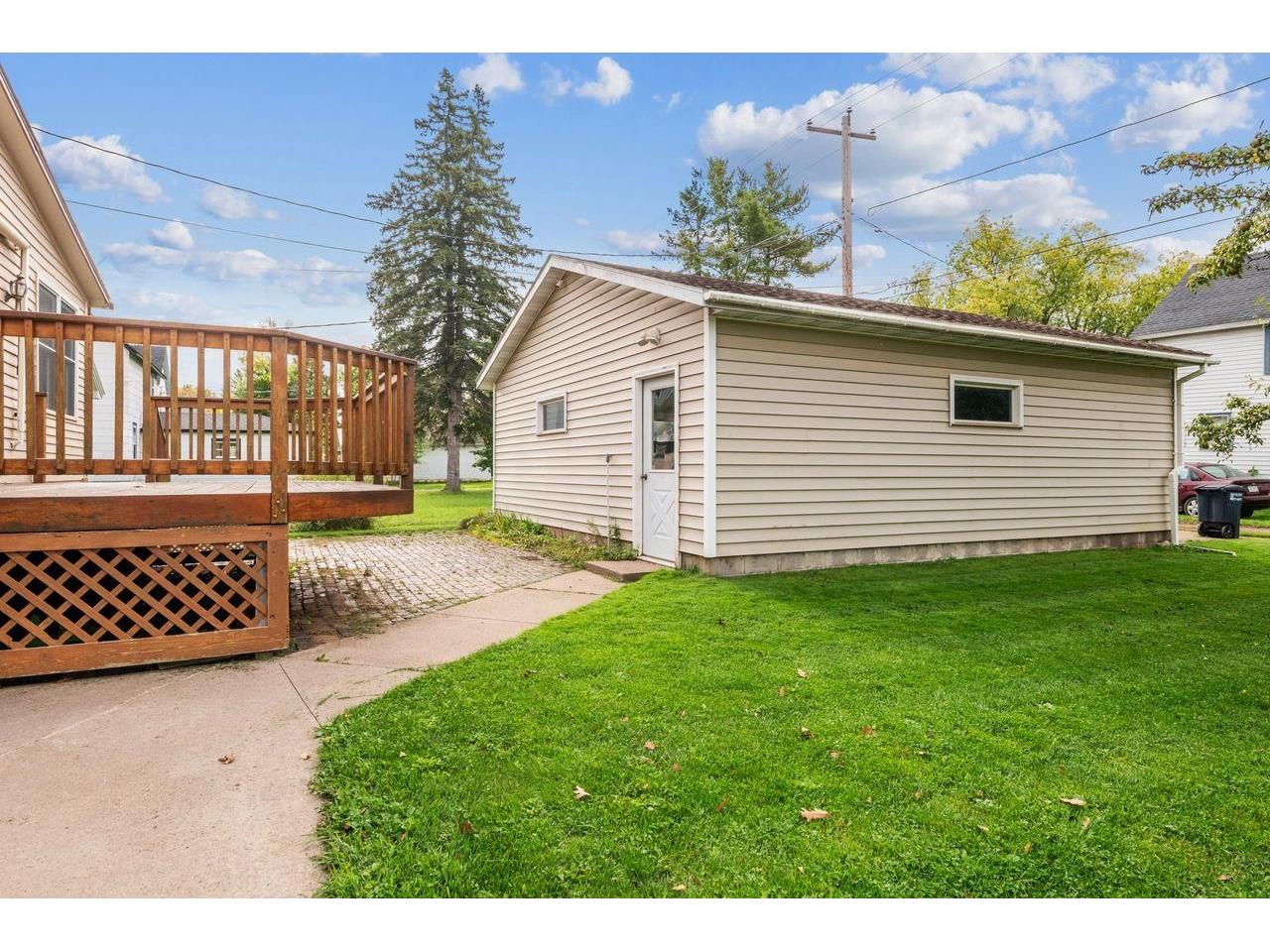 801 9th Ave W Ashland WI 54806 6122070 image5