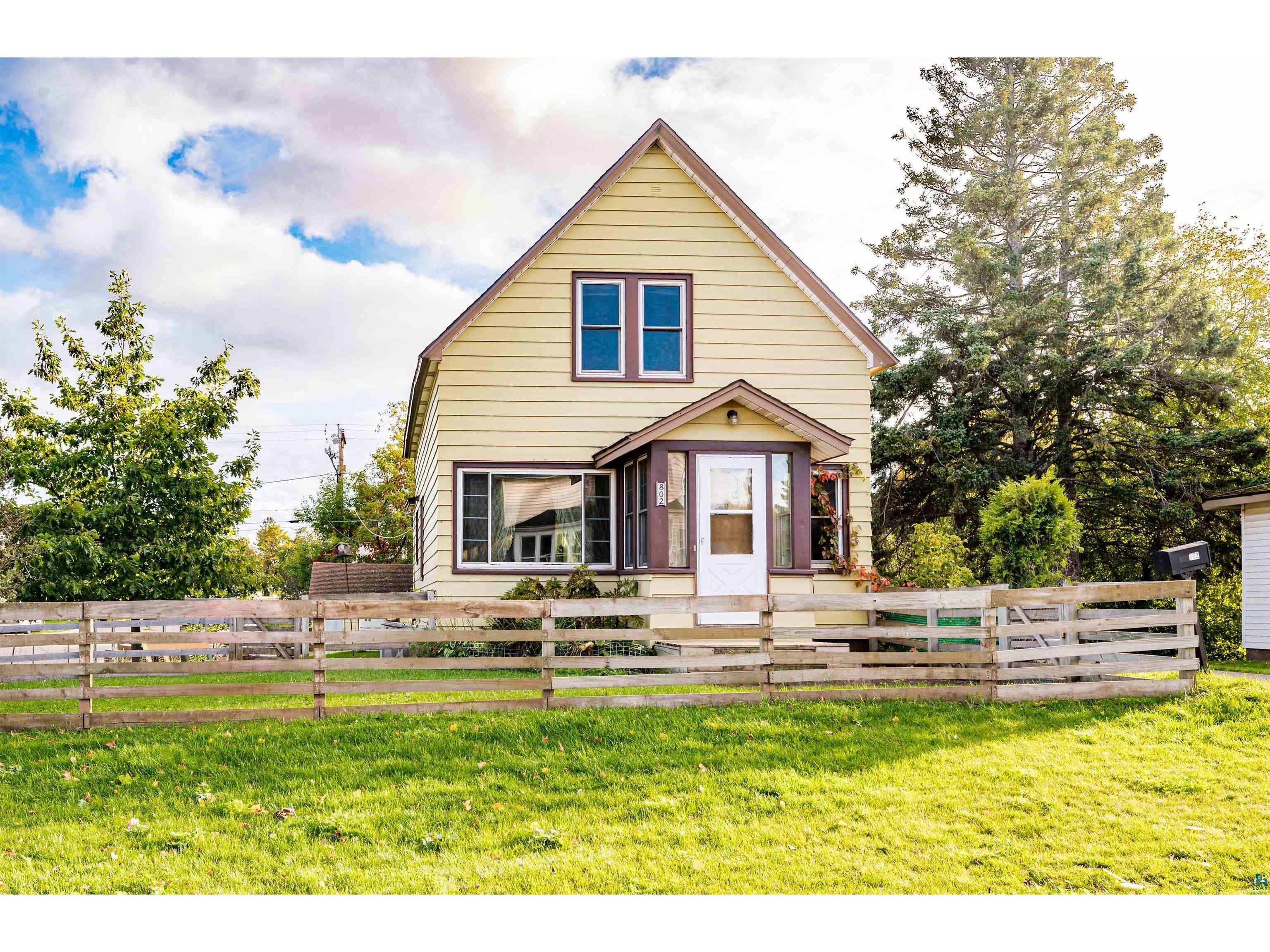 802 6th Ave Two Harbors MN 55616 6110953 image1