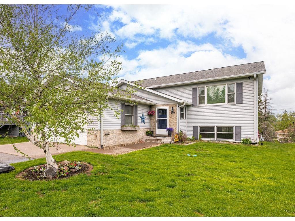 803 Almac Dr Proctor MN 55810 6119915 image1