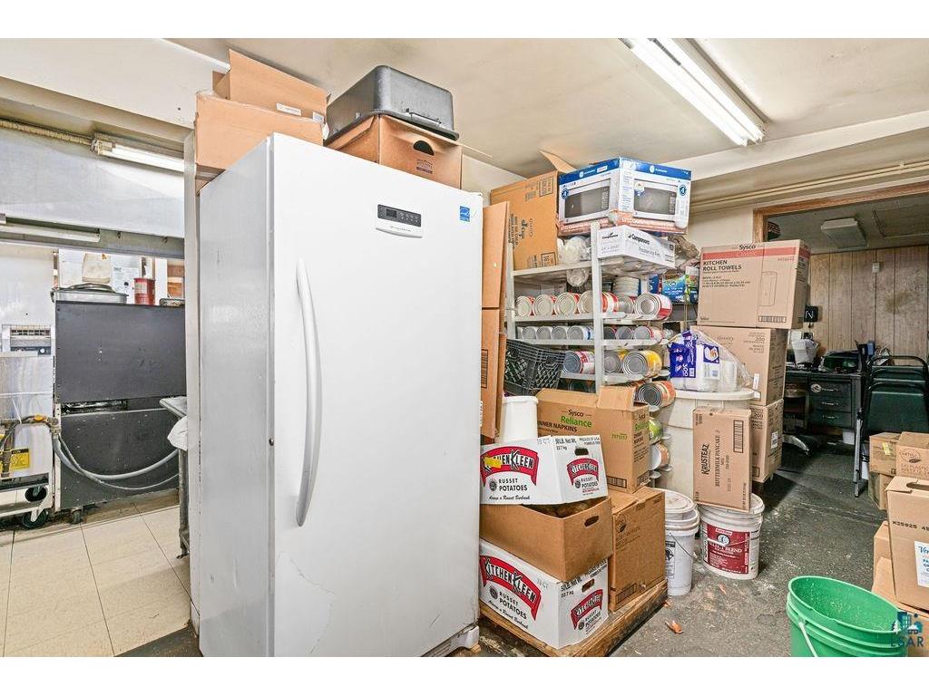 803 N 5th St Superior WI 54880 6123886 image10