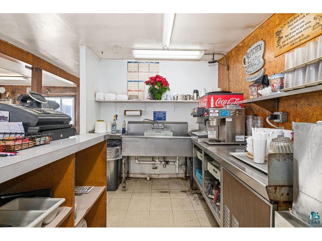 803 N 5th St Superior WI 54880 6123886 image6