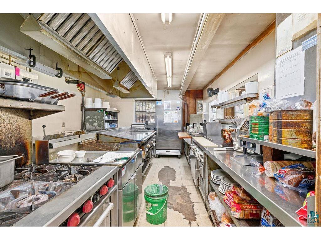 803 N 5th St Superior WI 54880 6123886 image8
