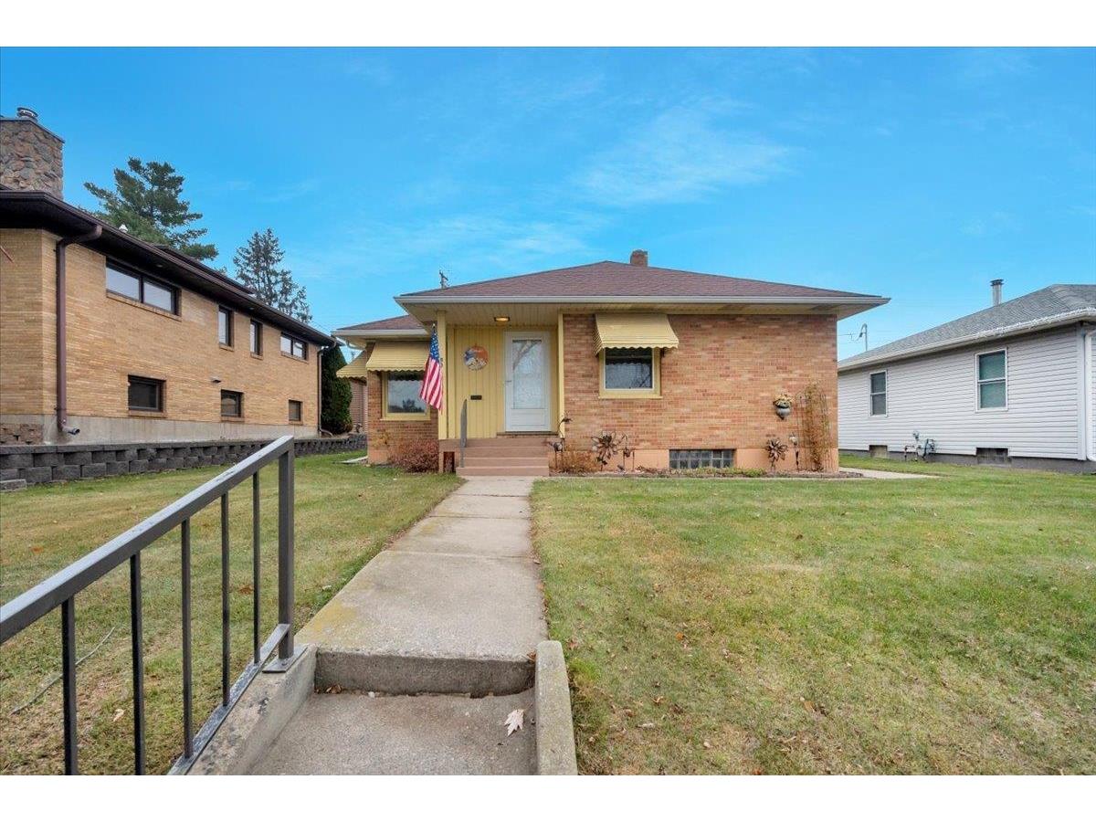 805 N 8th St Virginia MN 55792 6123099 image1