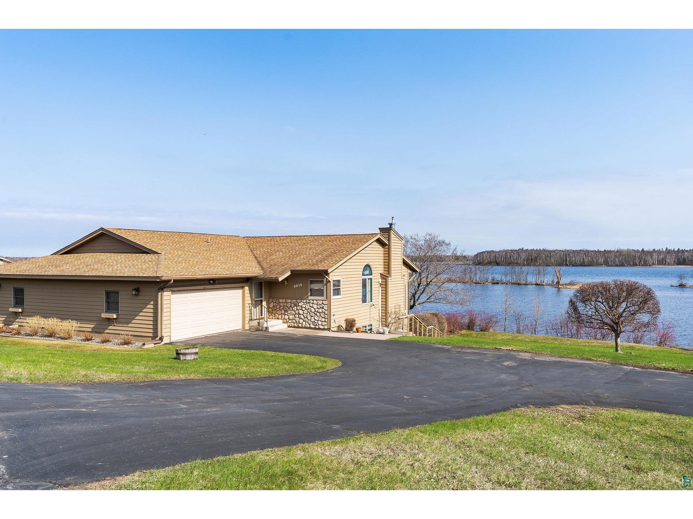 8050 E Spirit Cove Dr Duluth MN 55807 - St Louis River 6107966 image1