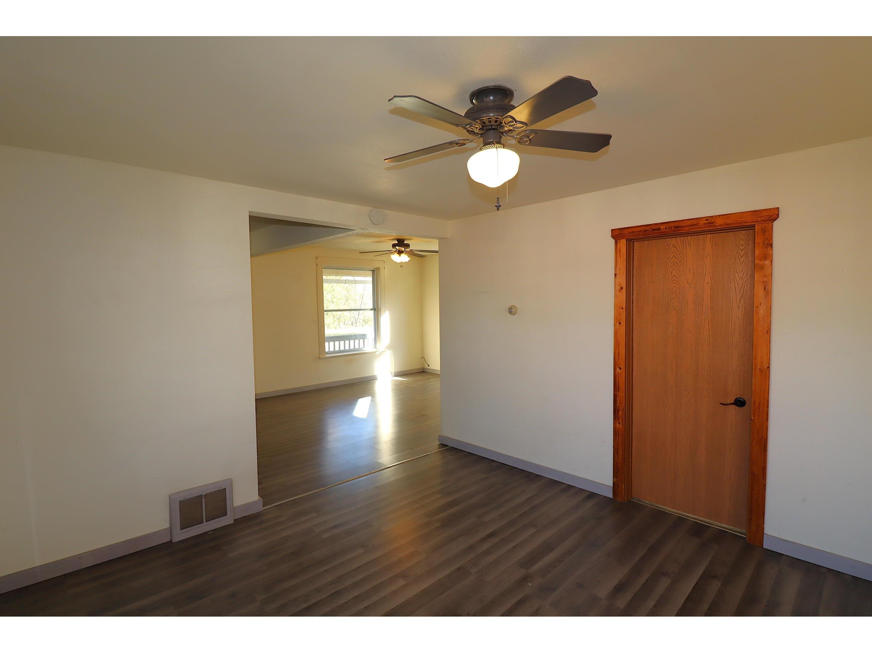 807 5th Ave E Ashland WI 54806 6122926 image18