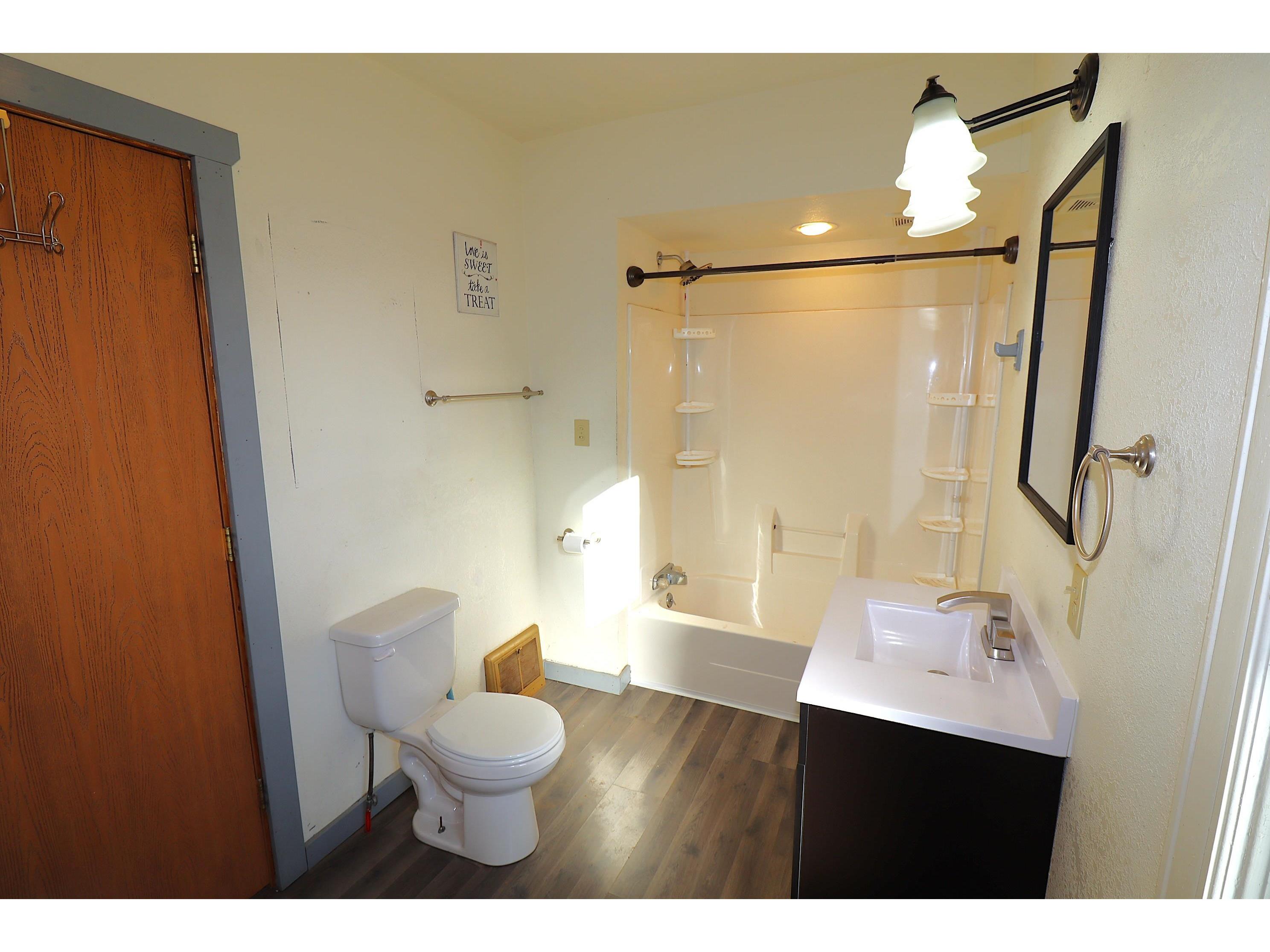 807 5th Ave E Ashland WI 54806 6122926 image23