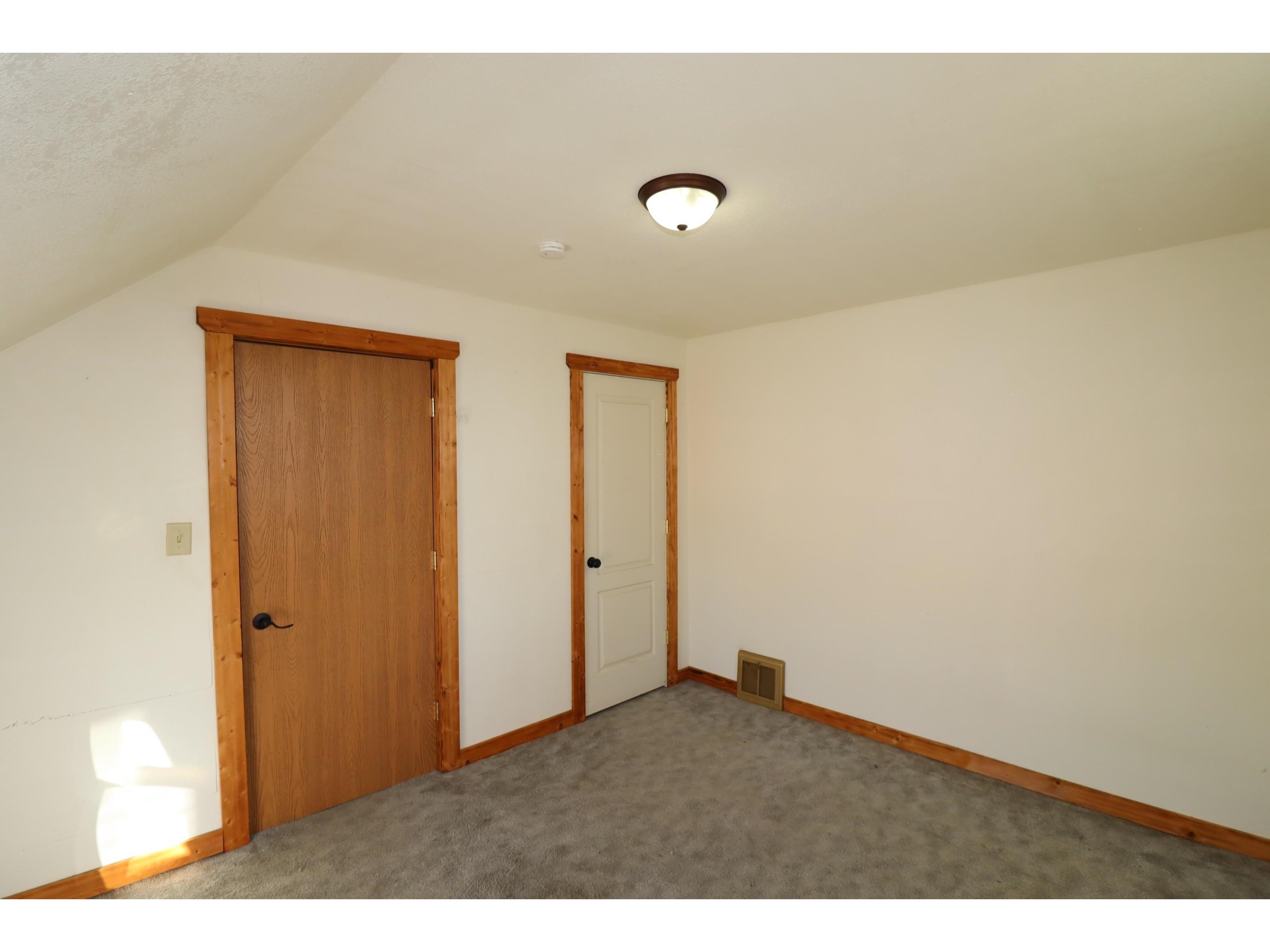 807 5th Ave E Ashland WI 54806 6122926 image32