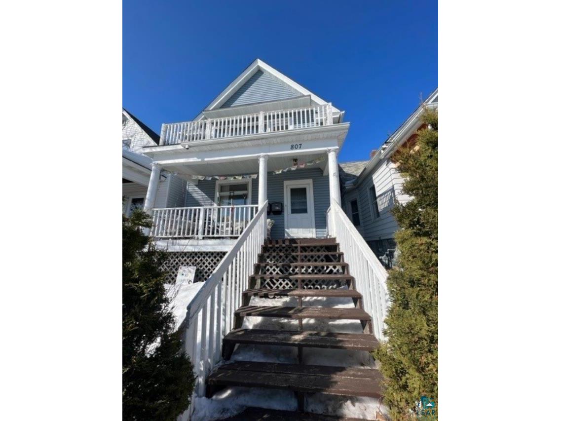 807 E 7th St Duluth MN 55805 6106965 image1