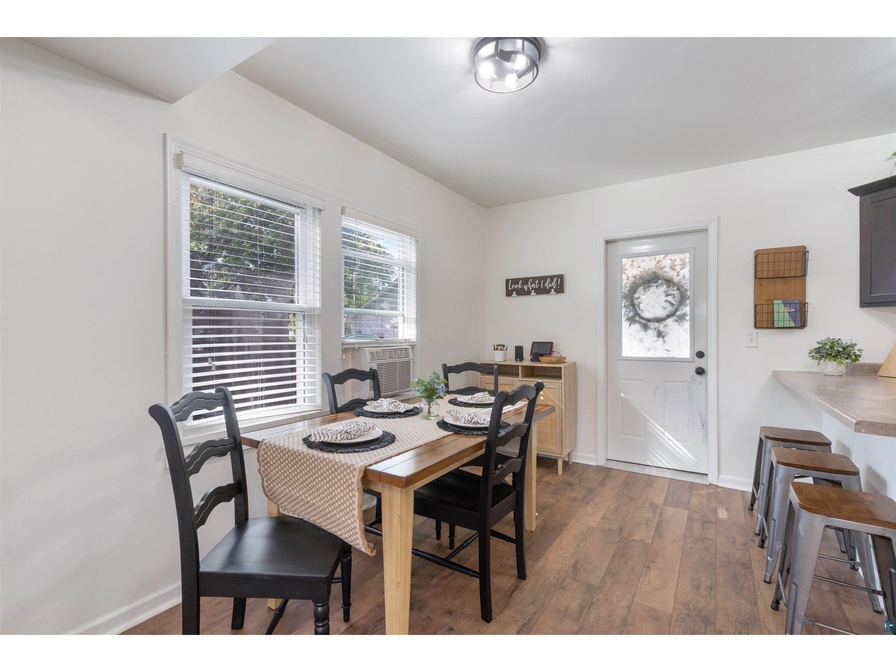 808 E 7th St Superior WI 54880 6126366 image9