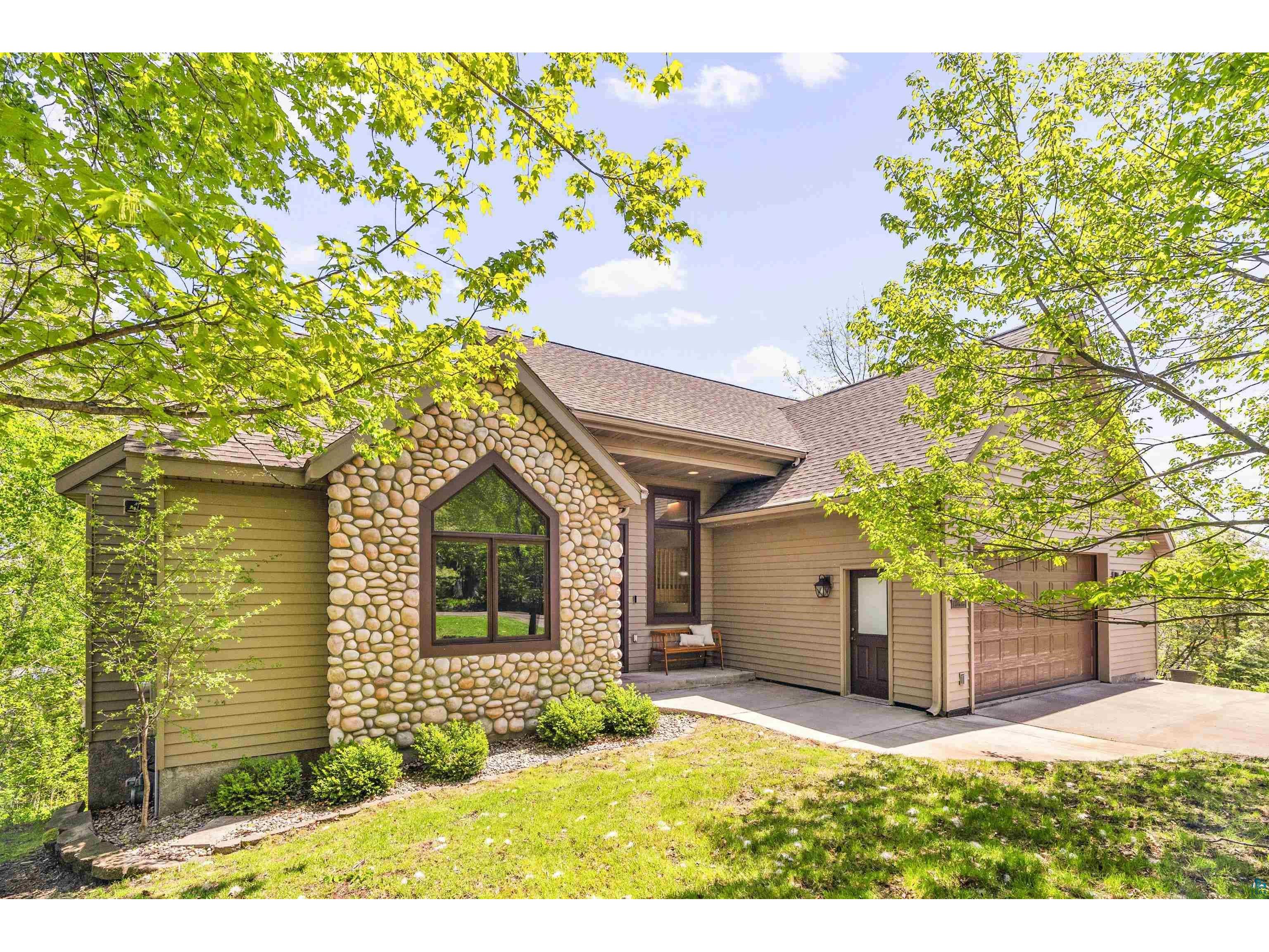 808 Ridgewood Rd Duluth MN 55804 6114035 image1