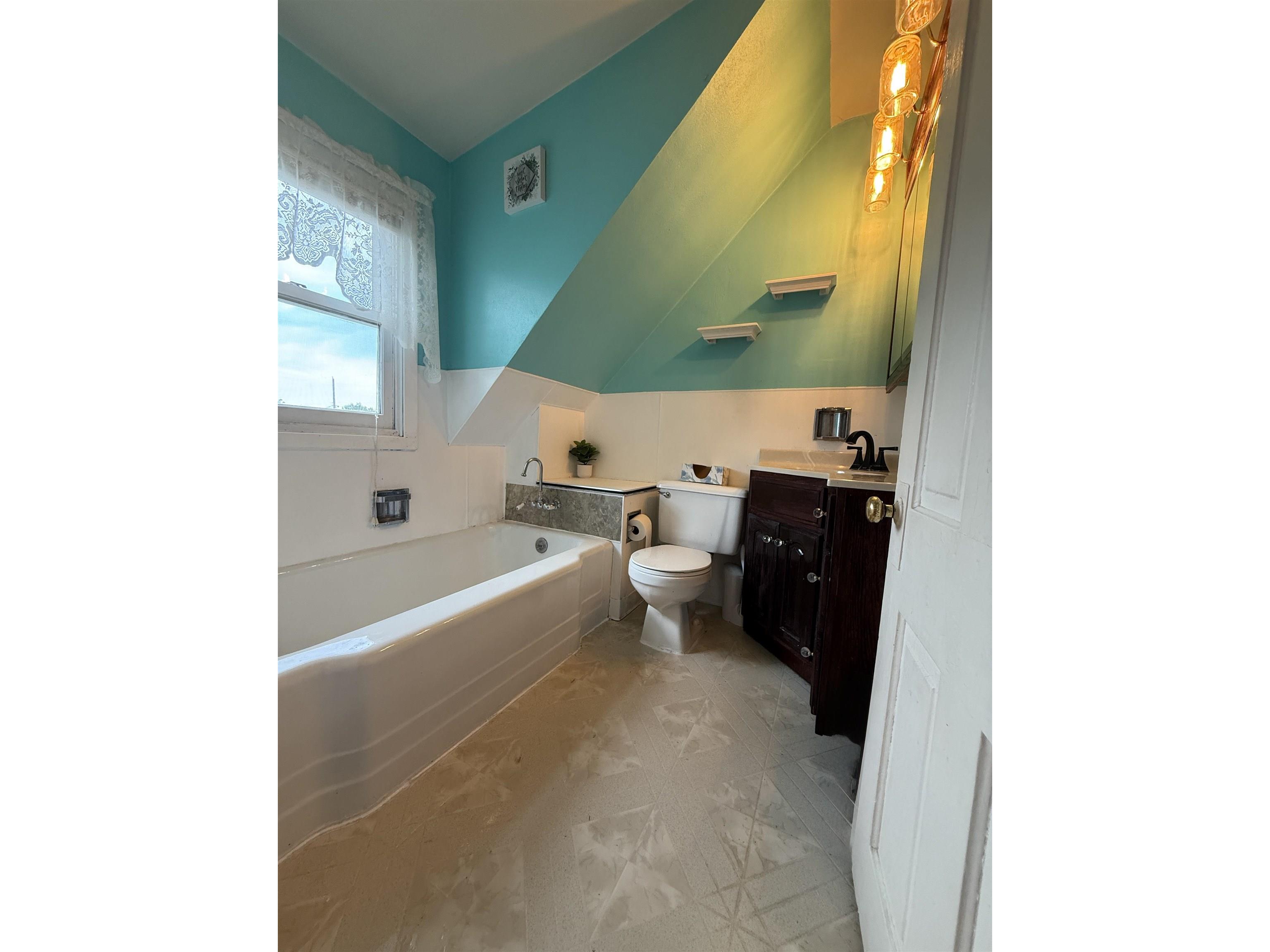 809 N 16th St Virginia MN 55792 6121222 image36