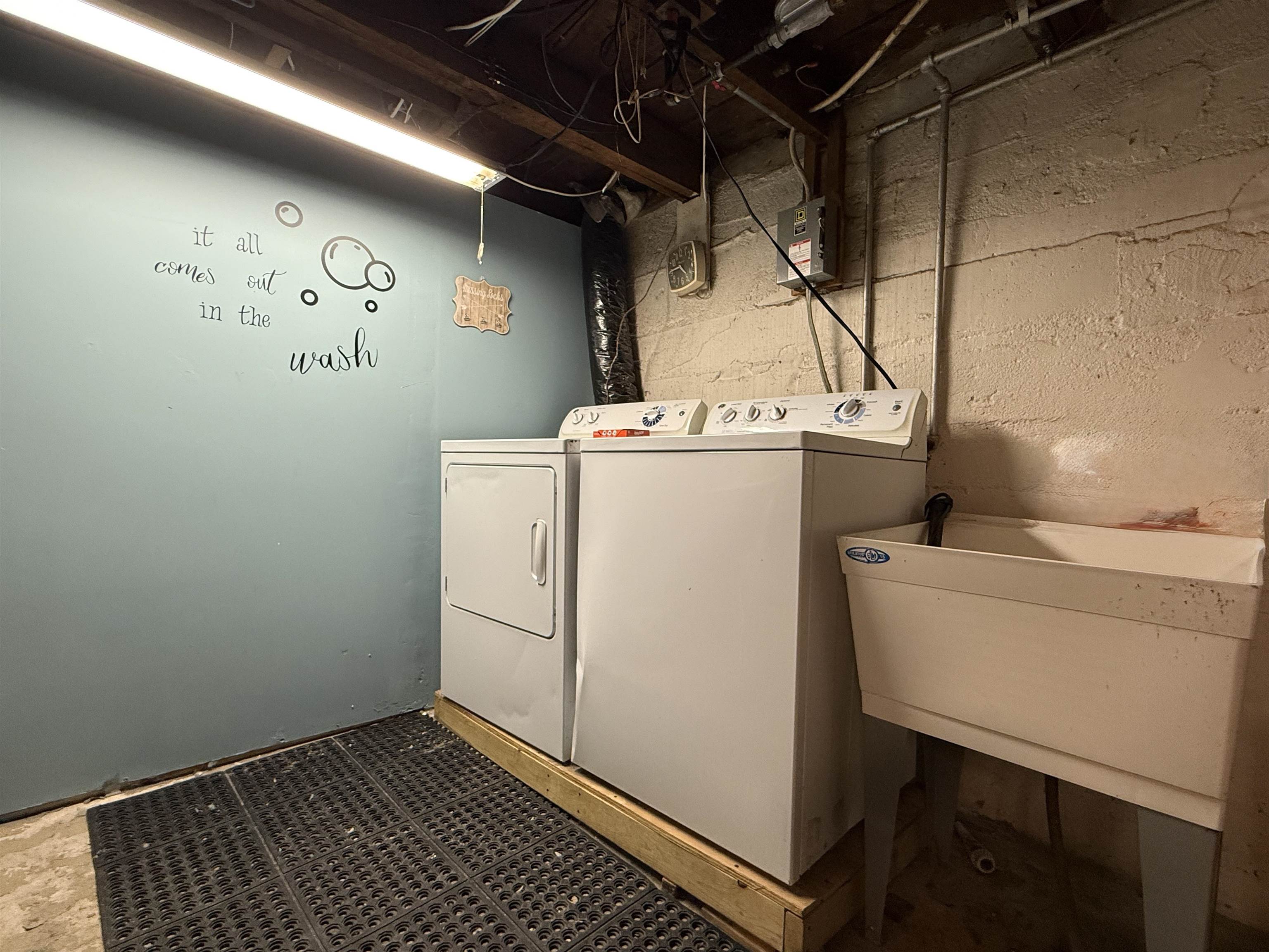 809 N 16th St Virginia MN 55792 6121222 image42