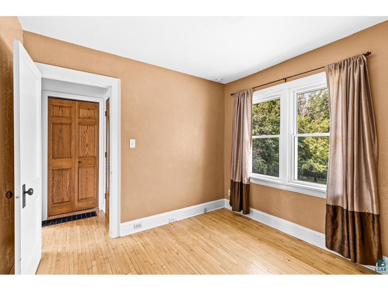 809 N Robin Ave Duluth MN 55811 6126590 image20