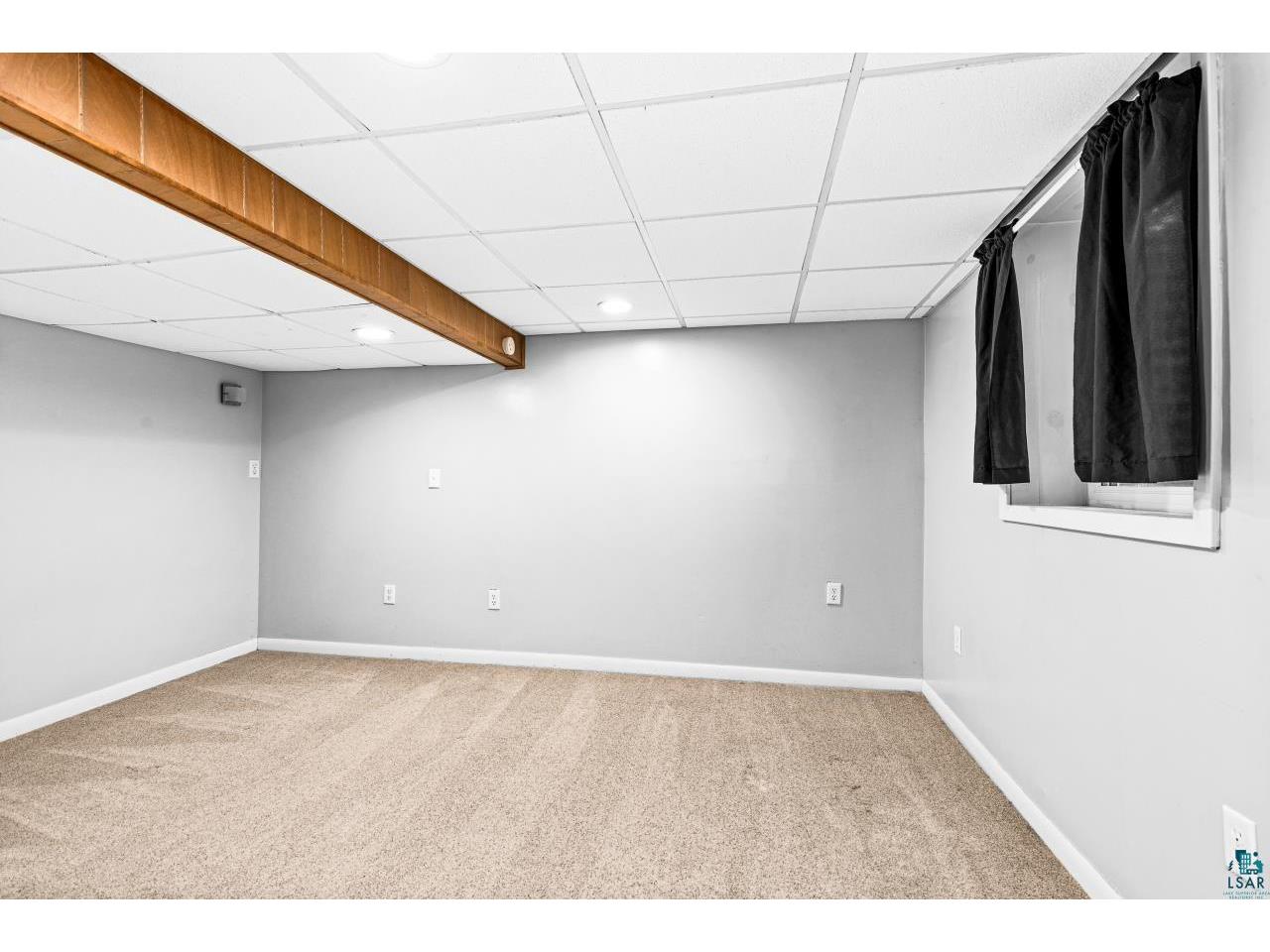 809 N Robin Ave Duluth MN 55811 6126590 image28