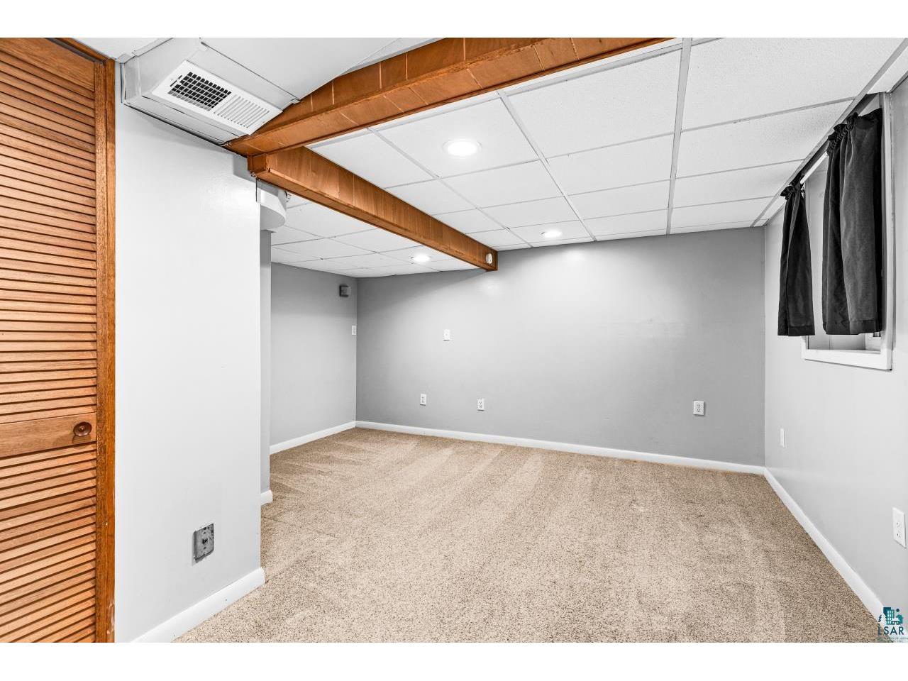 809 N Robin Ave Duluth MN 55811 6126590 image29
