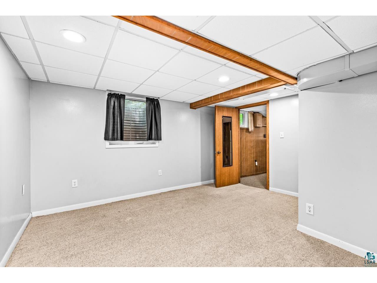 809 N Robin Ave Duluth MN 55811 6126590 image30