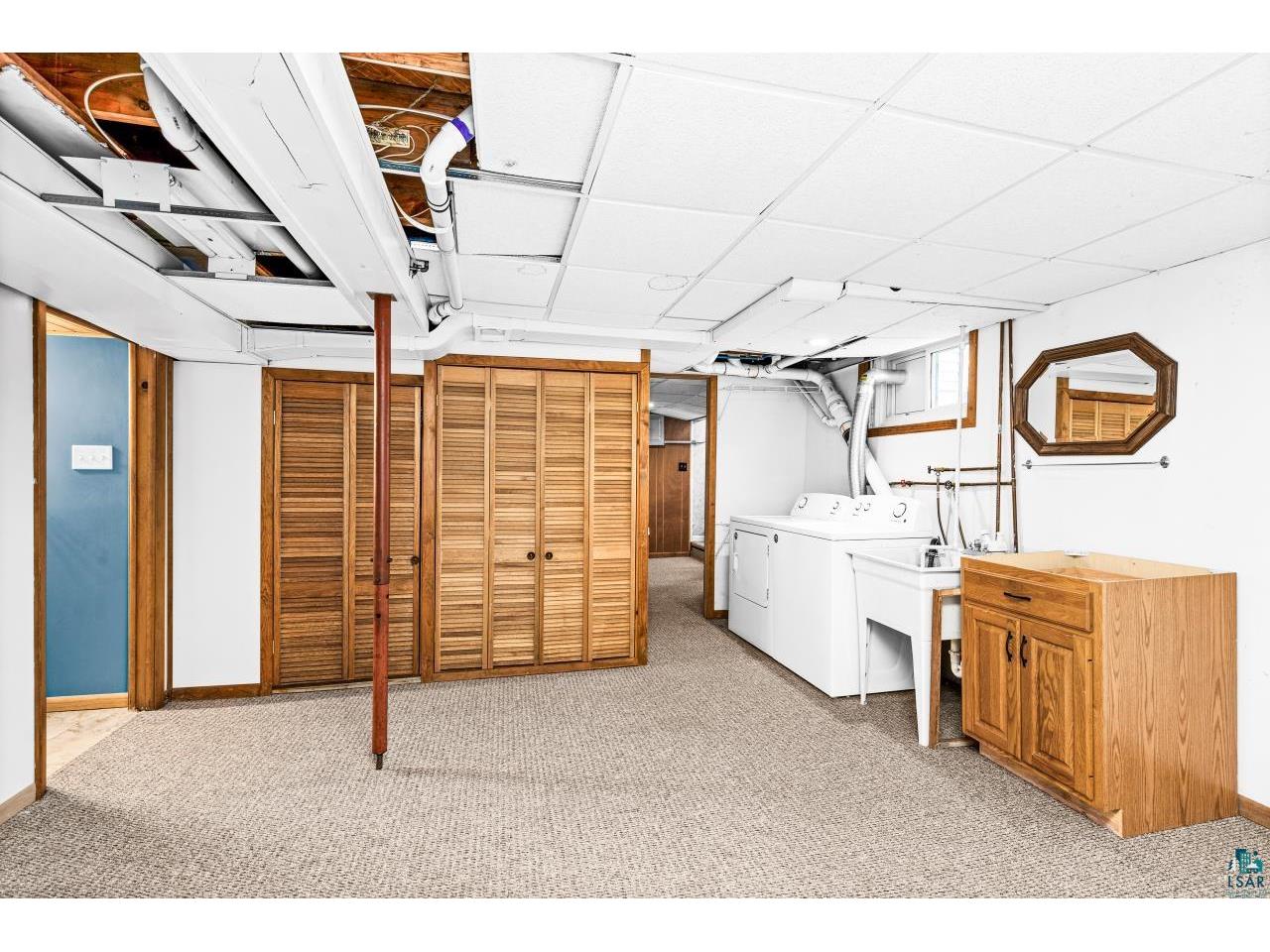 809 N Robin Ave Duluth MN 55811 6126590 image34