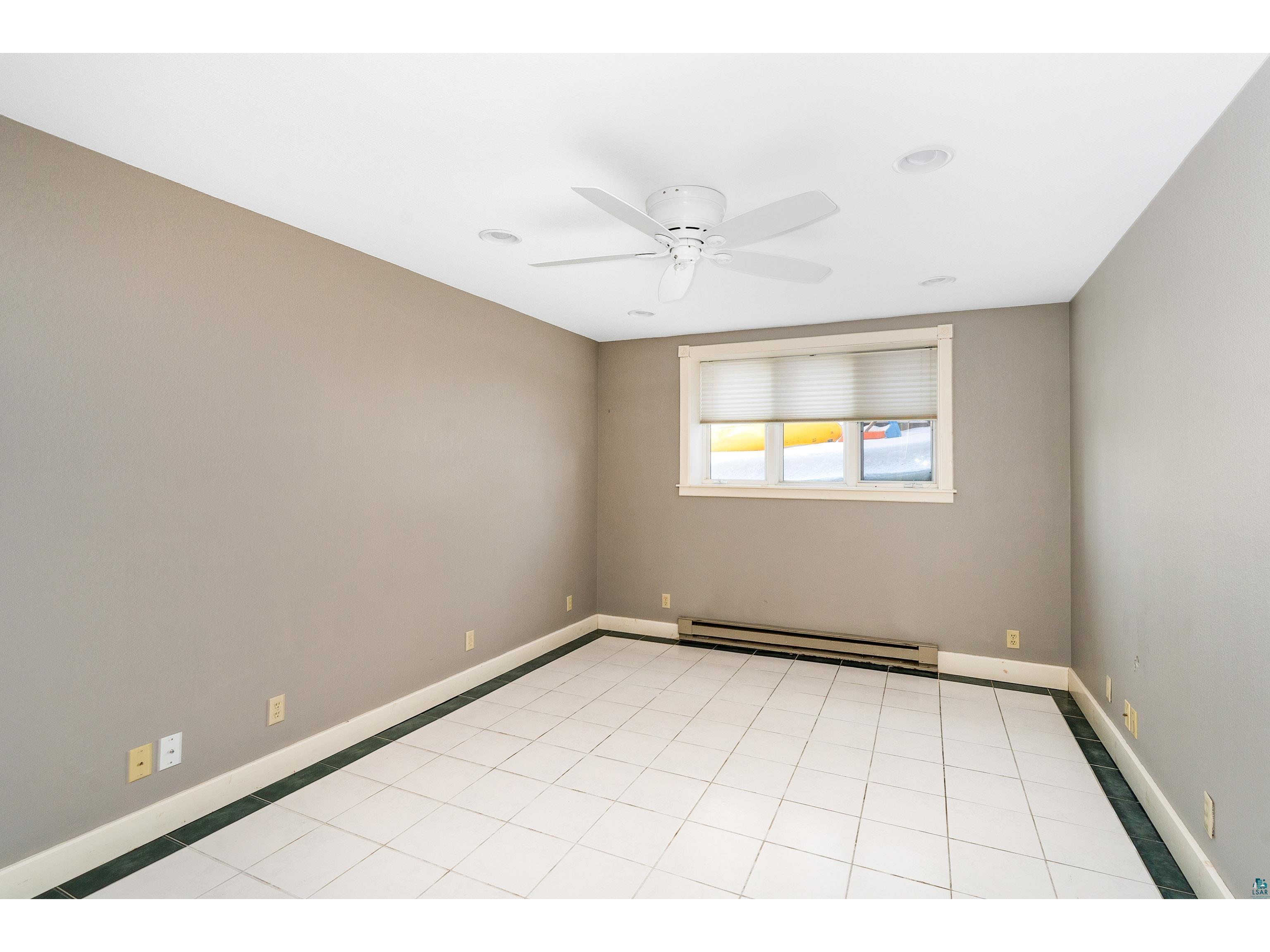 814 W 5th St Duluth MN 55806 6123789 image64