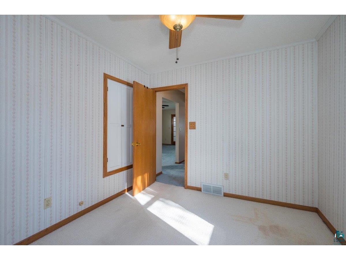818 Lincoln St Superior WI 54880 6124385 image13