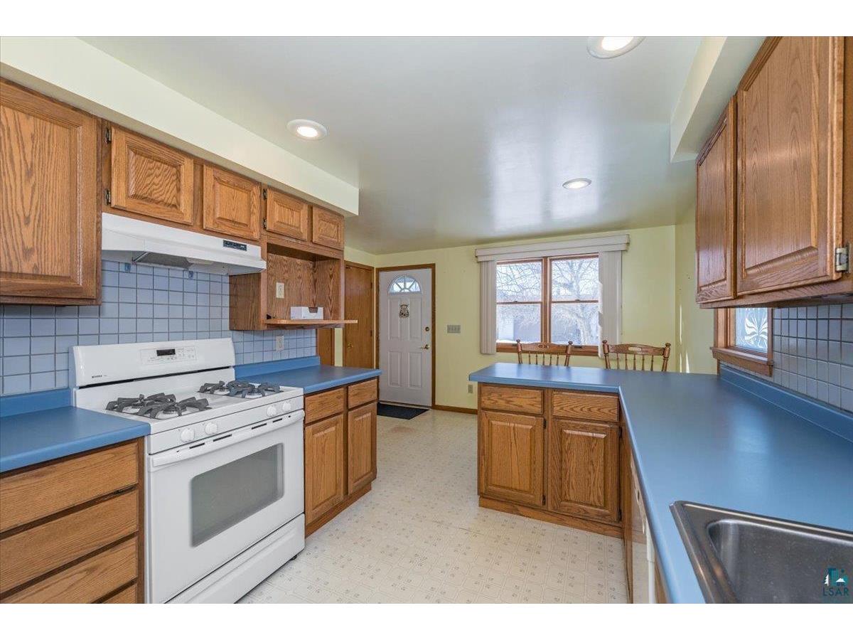 818 Lincoln St Superior WI 54880 6124385 image2