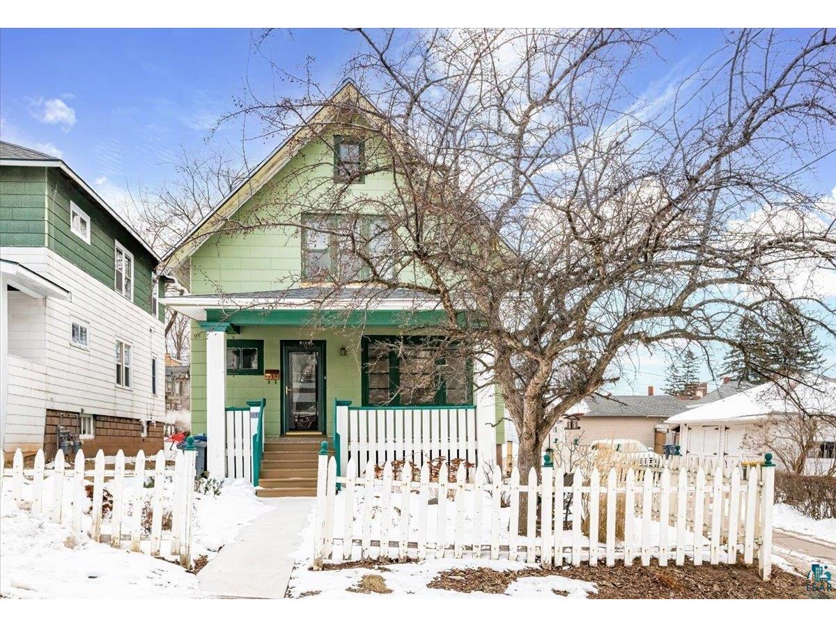 818 N 10th Ave E Duluth MN 55805 6117598 image1