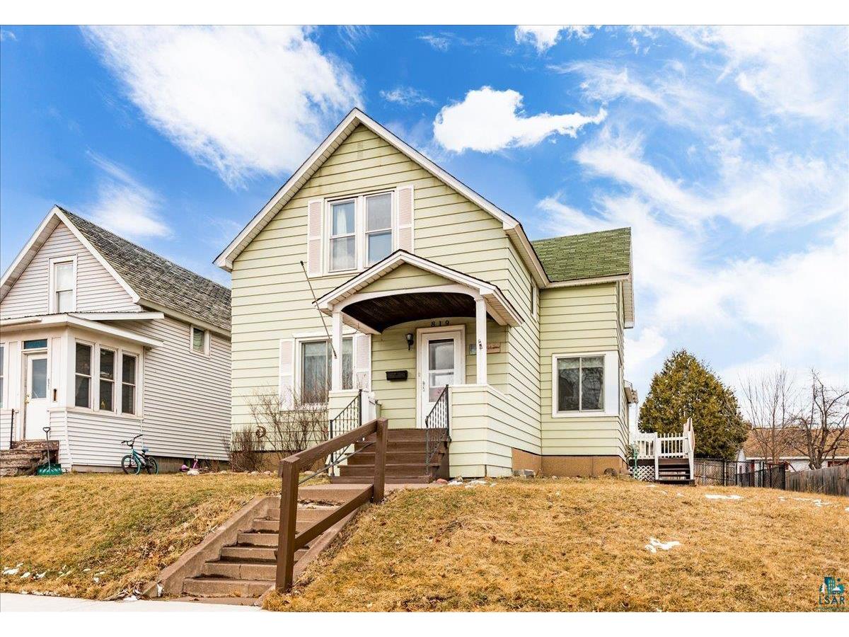819 6th Ave Two Harbors MN 55616 6125359 image1
