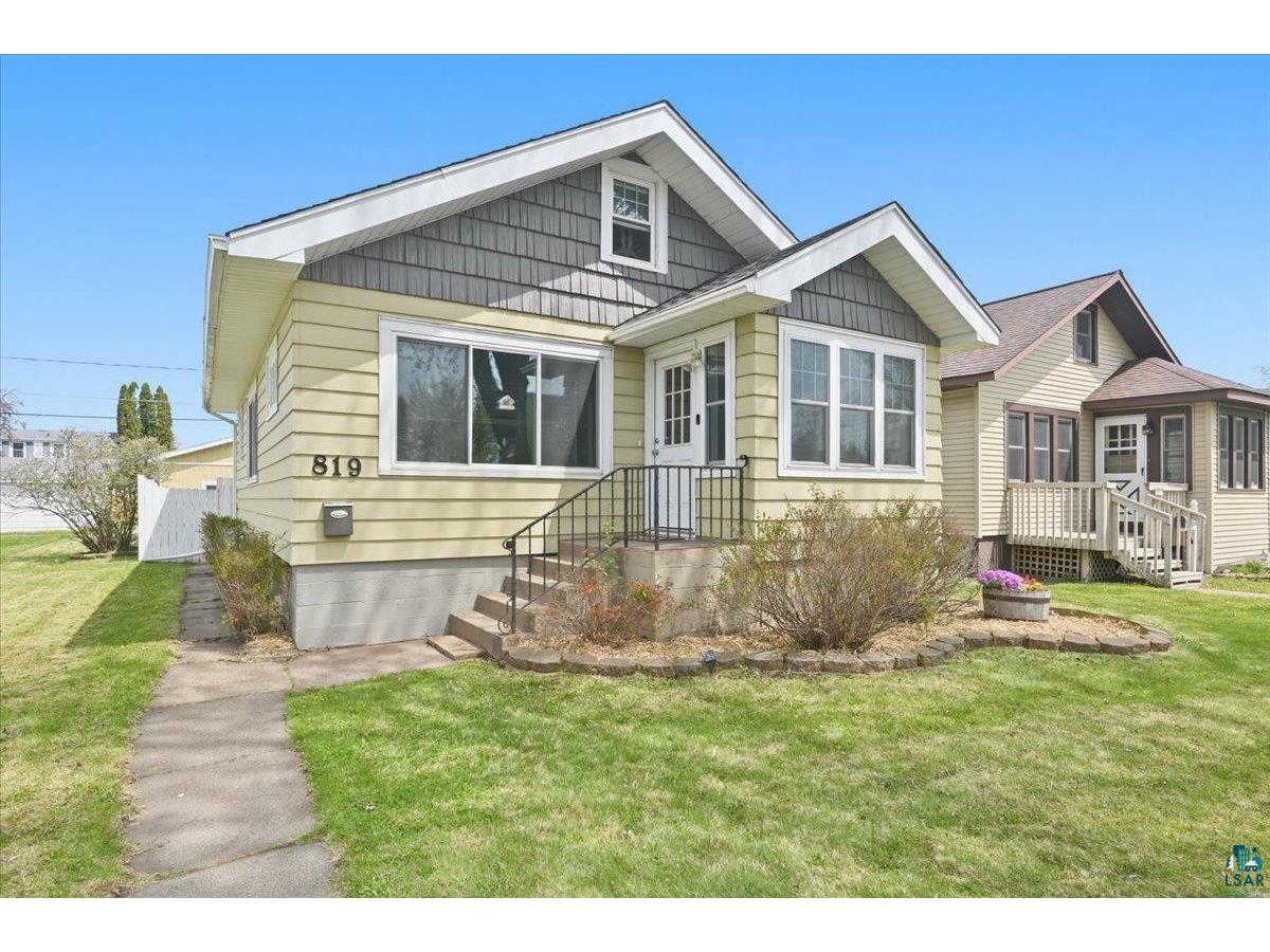 819 N 22nd St Superior WI 54880 6125562 image1