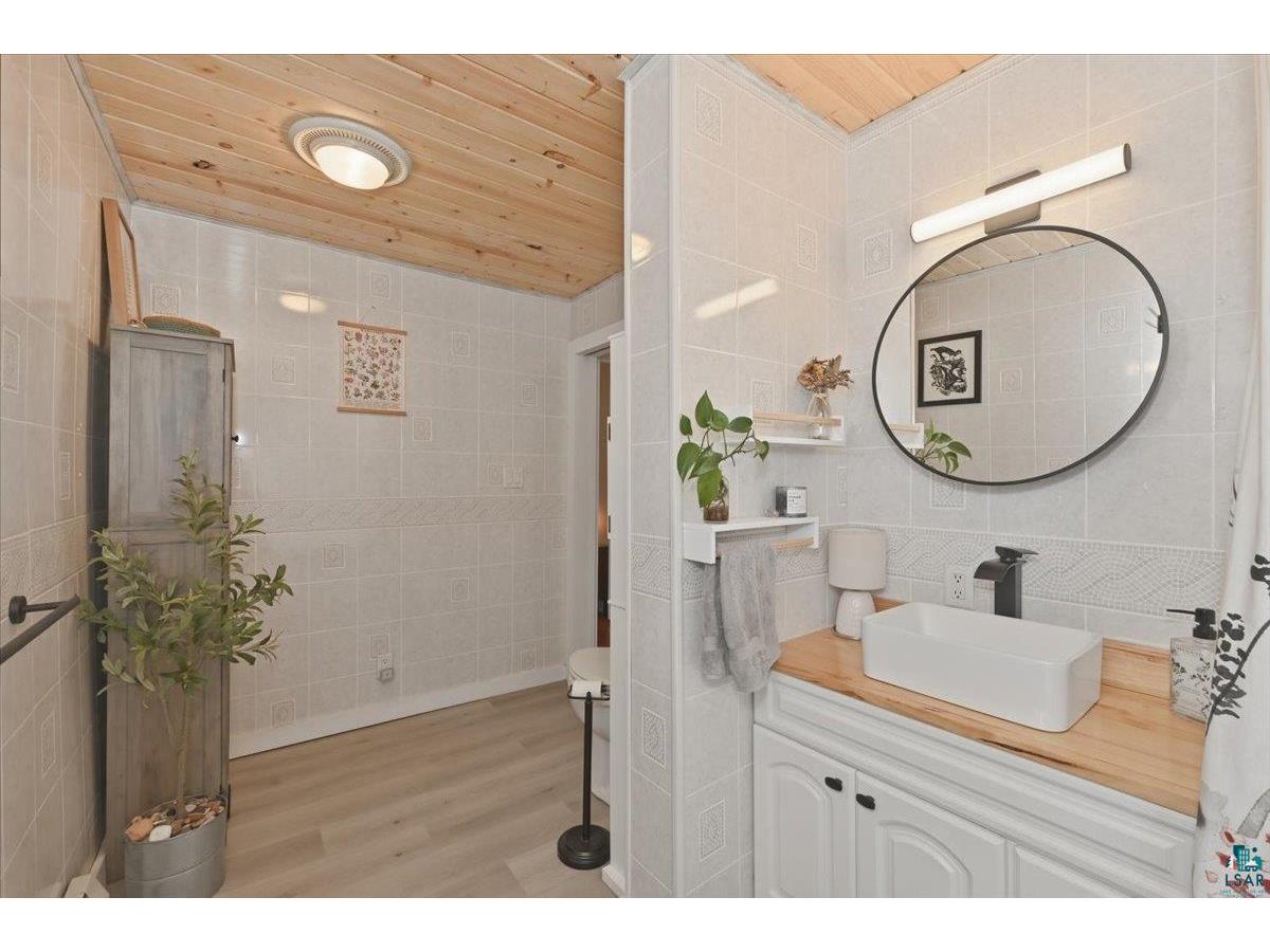 819 N 22nd St Superior WI 54880 6125562 image18