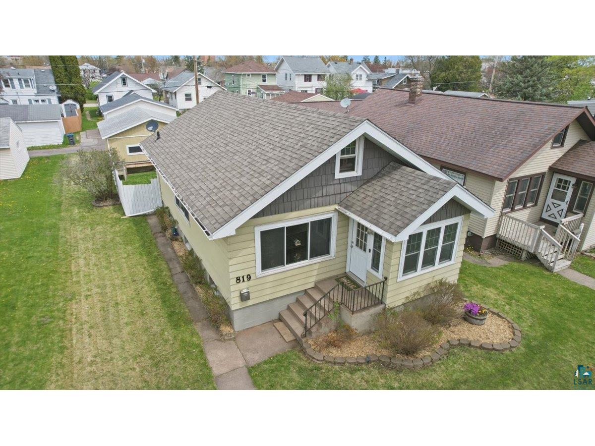819 N 22nd St Superior WI 54880 6125562 image2