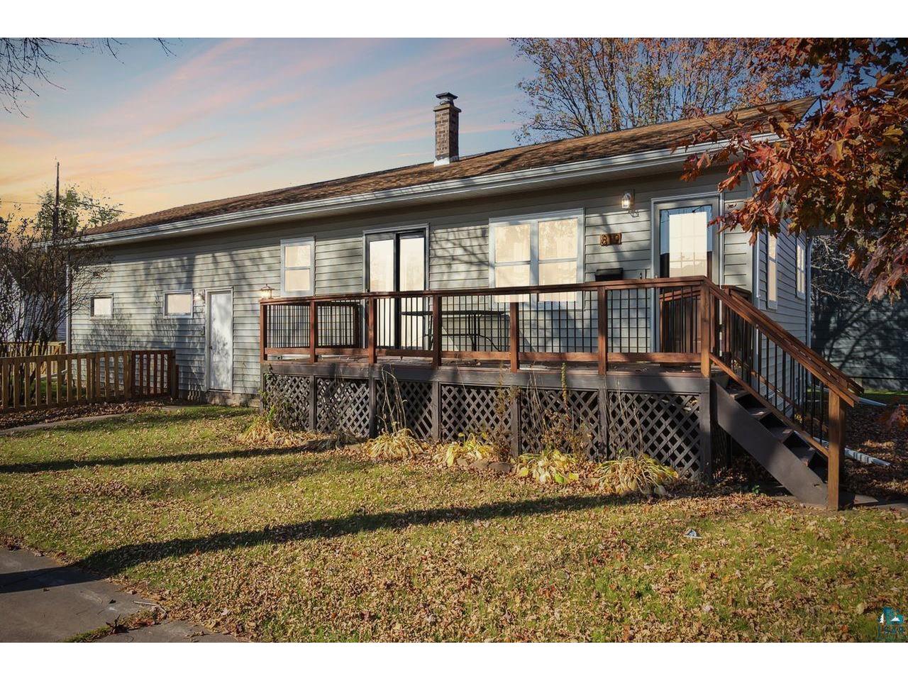 819 Prentice Ave Ashland WI 54806 6116811 image1