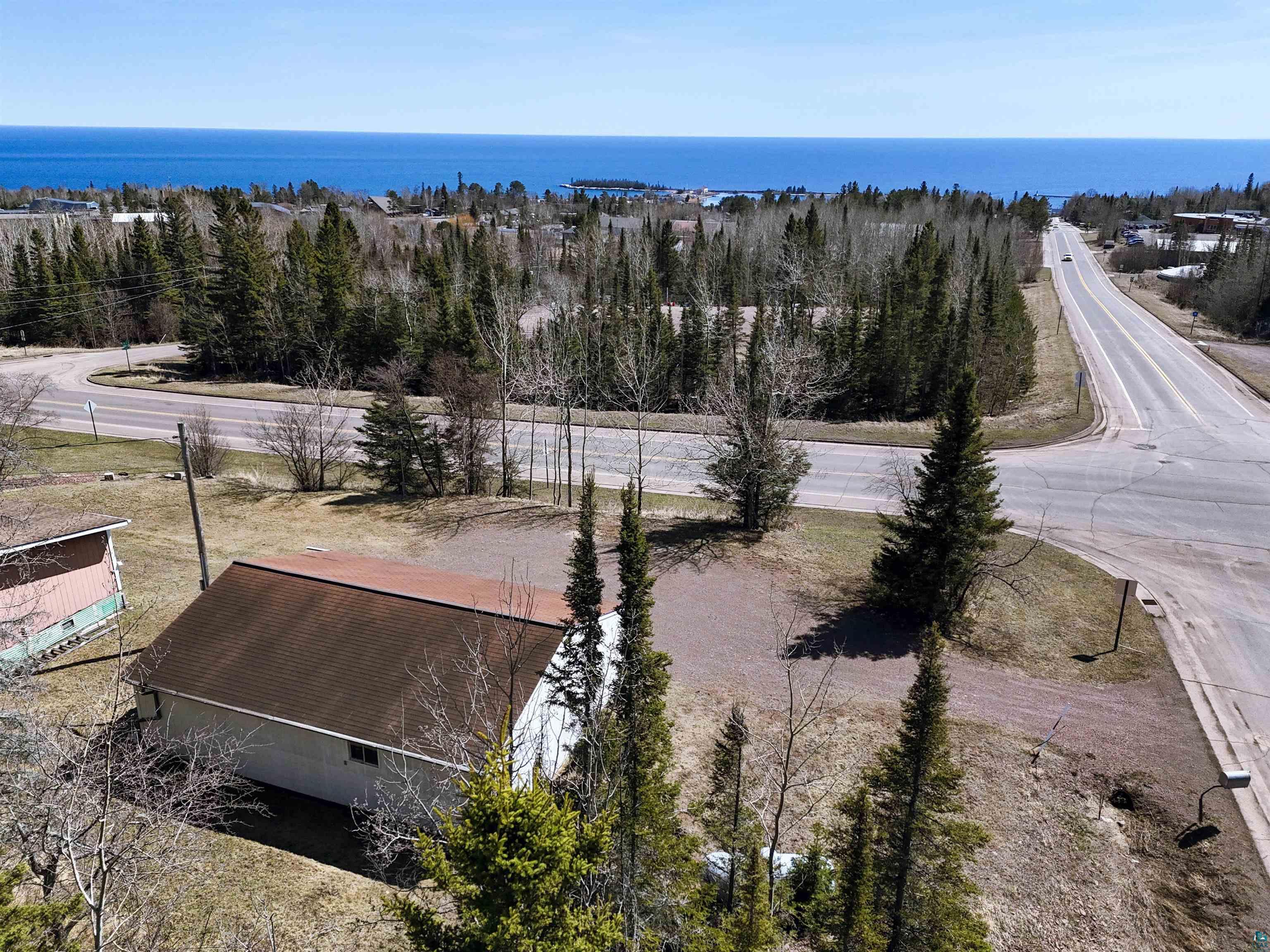 820 W 5th Ave Grand Marais MN 55604 6124734 image2