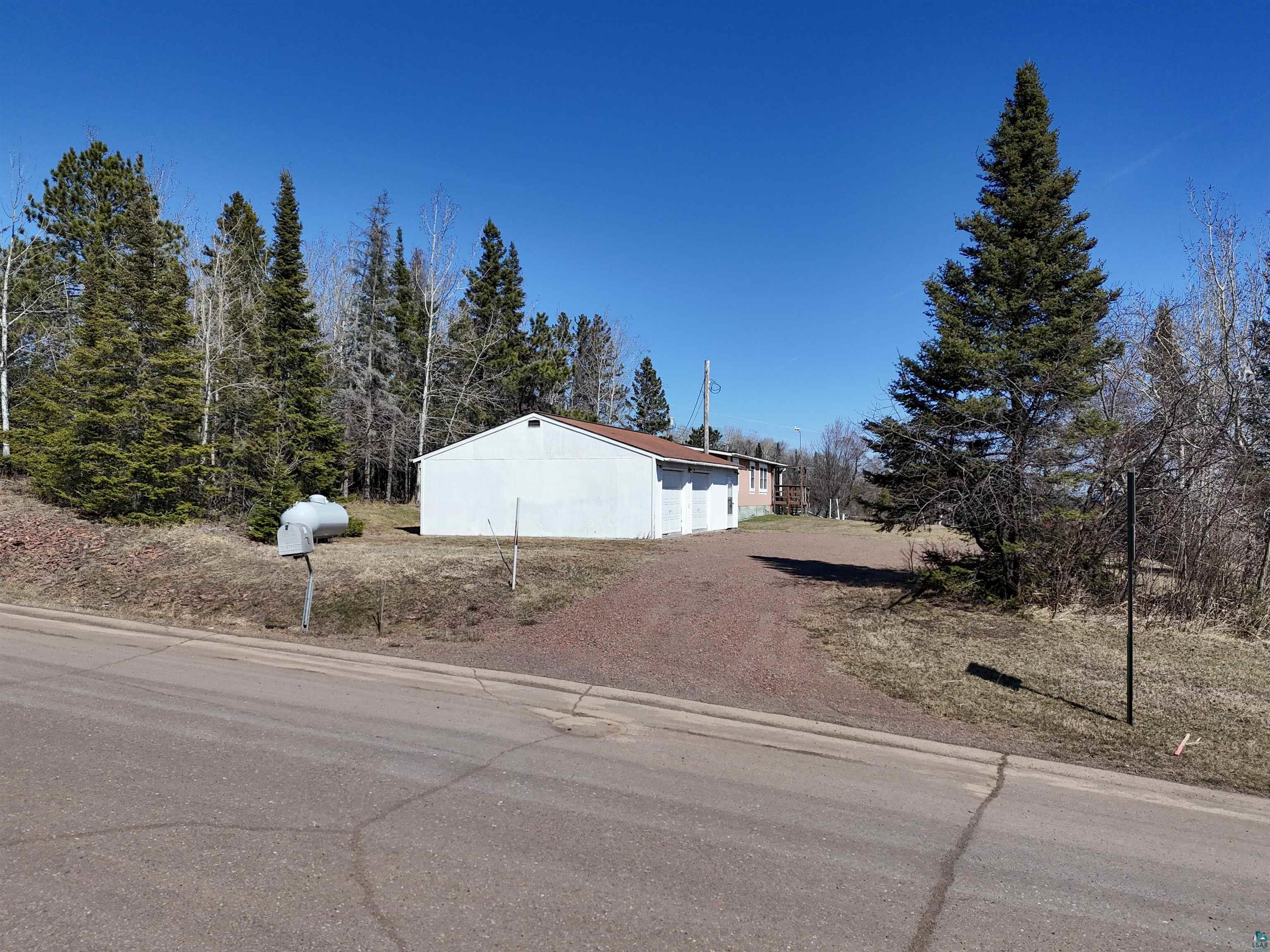 820 W 5th Ave Grand Marais MN 55604 6124734 image9